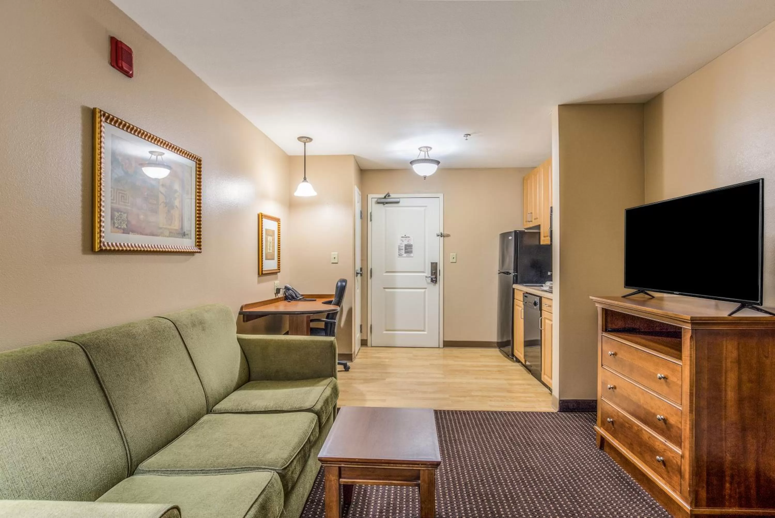 Living room in MainStay Suites Port Saint Joe South