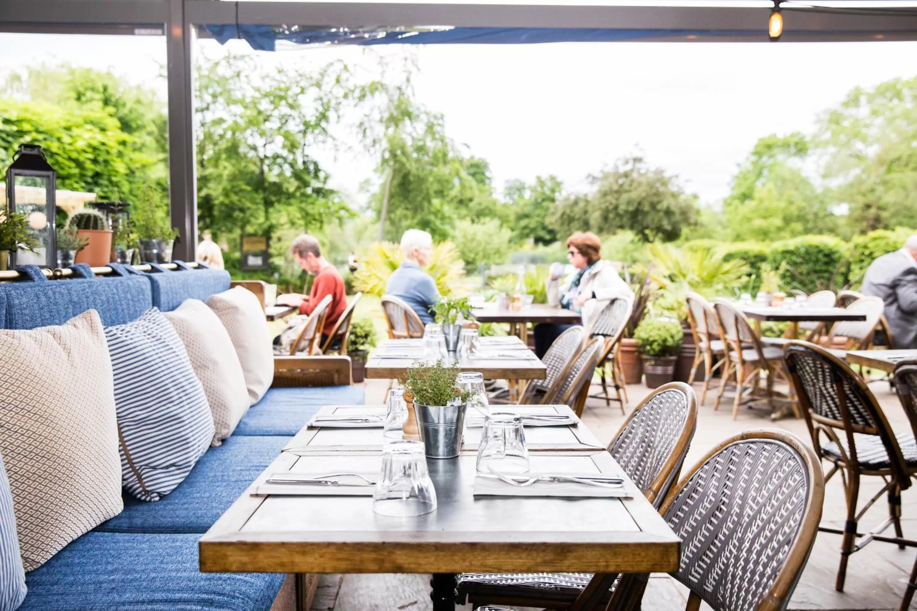 Restaurant/places to eat in The Great House, Sonning, Berkshire