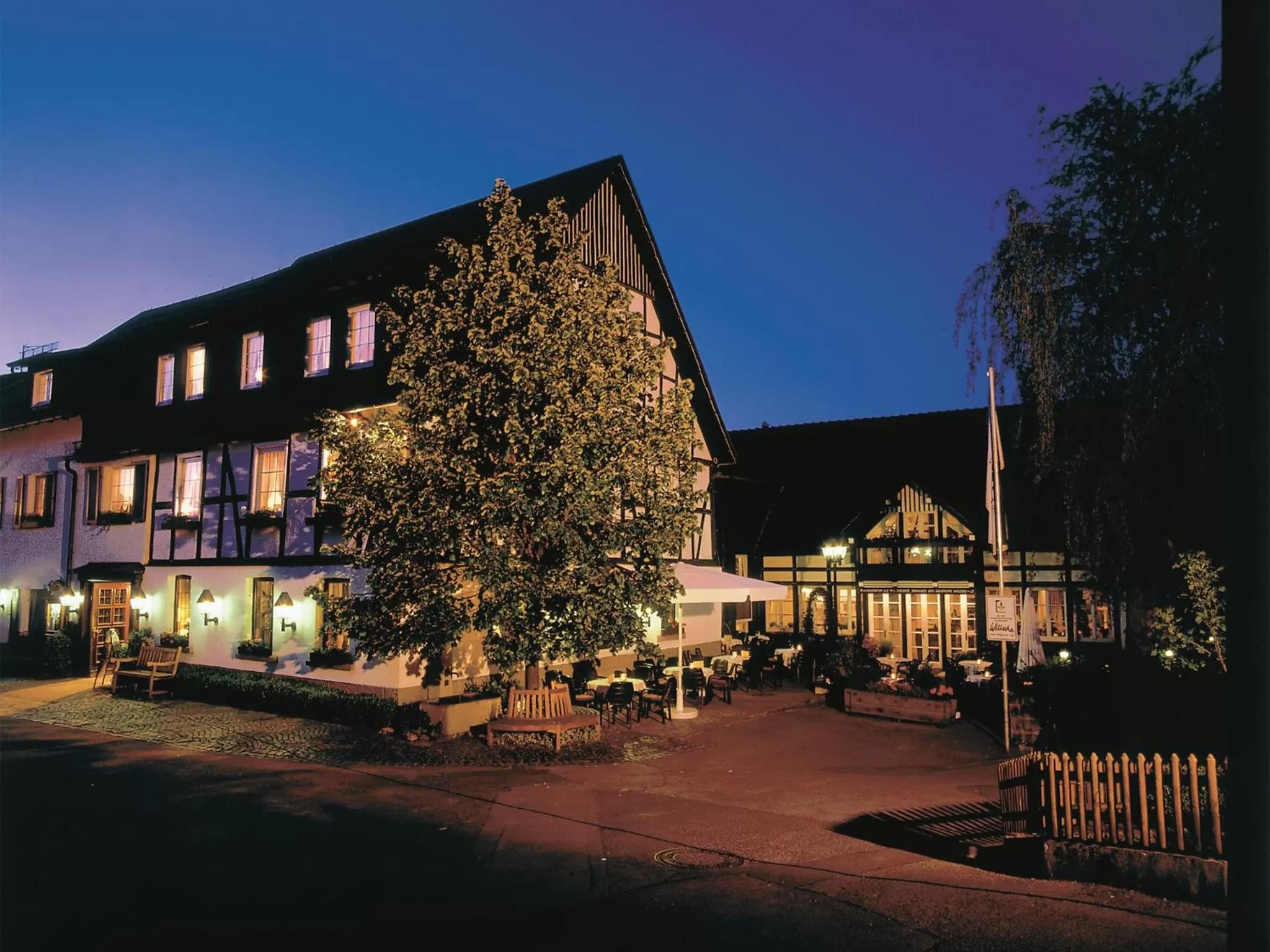 Facade/entrance in Landhotel Gasthof Willecke