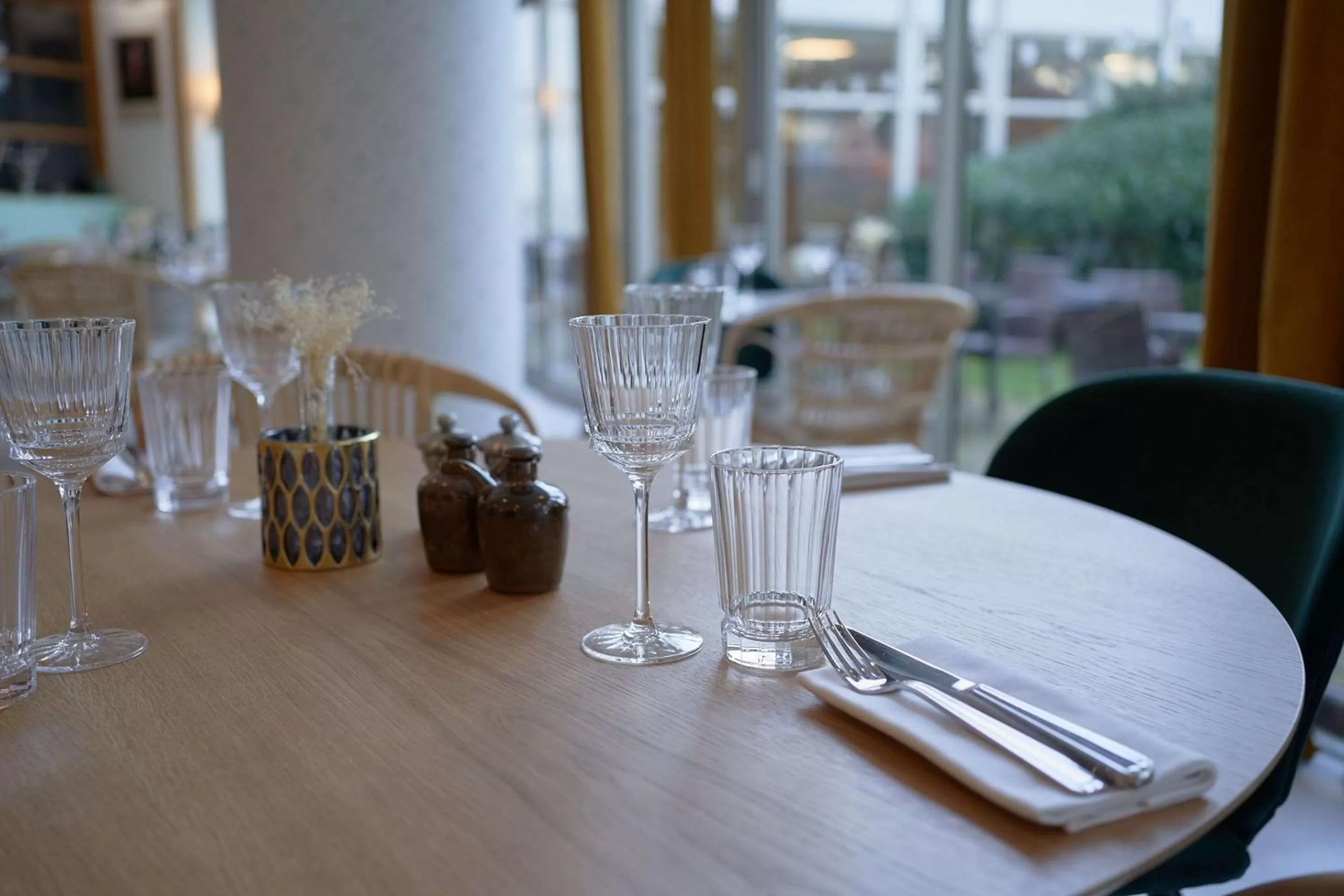 Restaurant/places to eat in Best Western Plus Paris Saclay