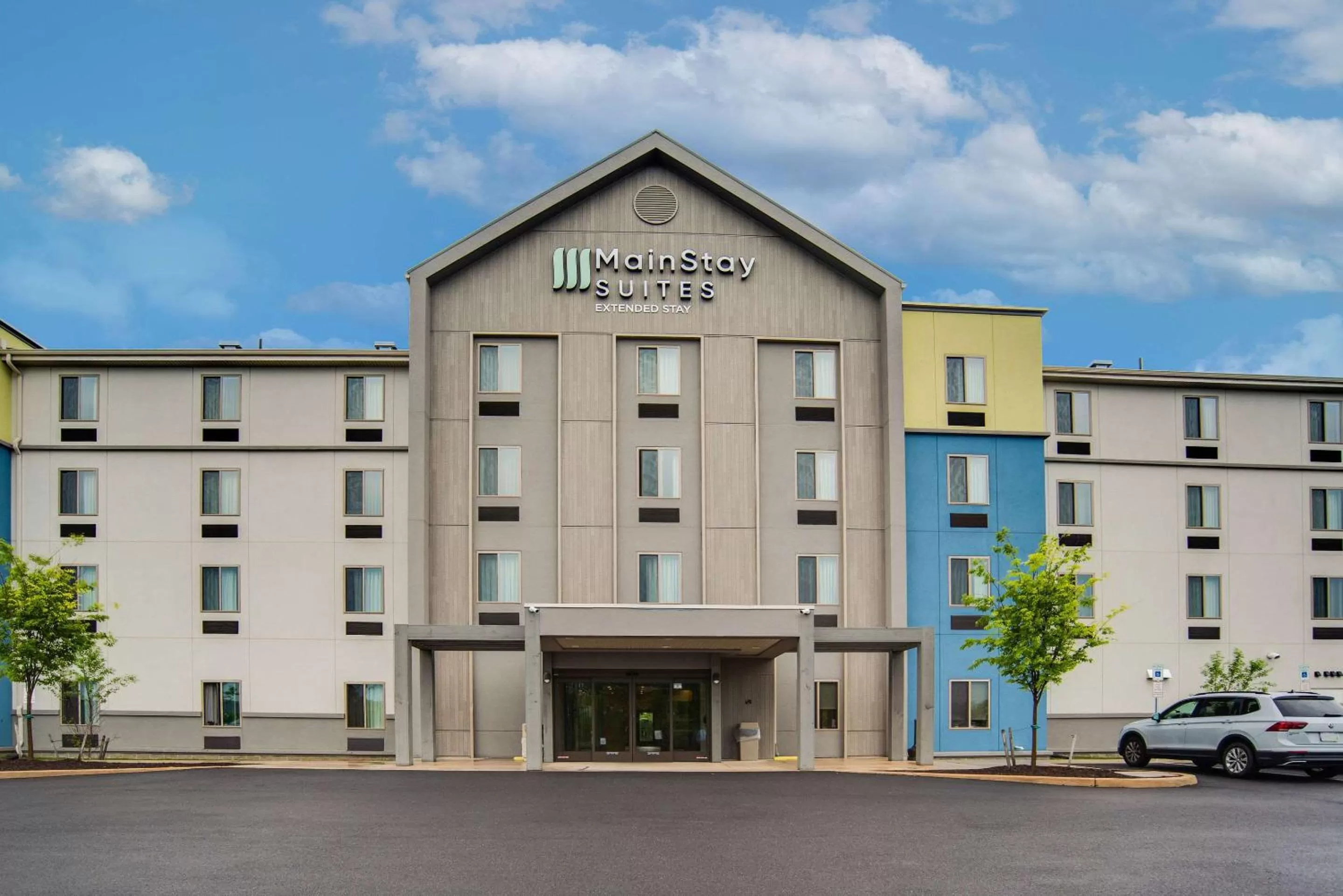 Property building in MainStay Suites Carlisle - Harrisburg