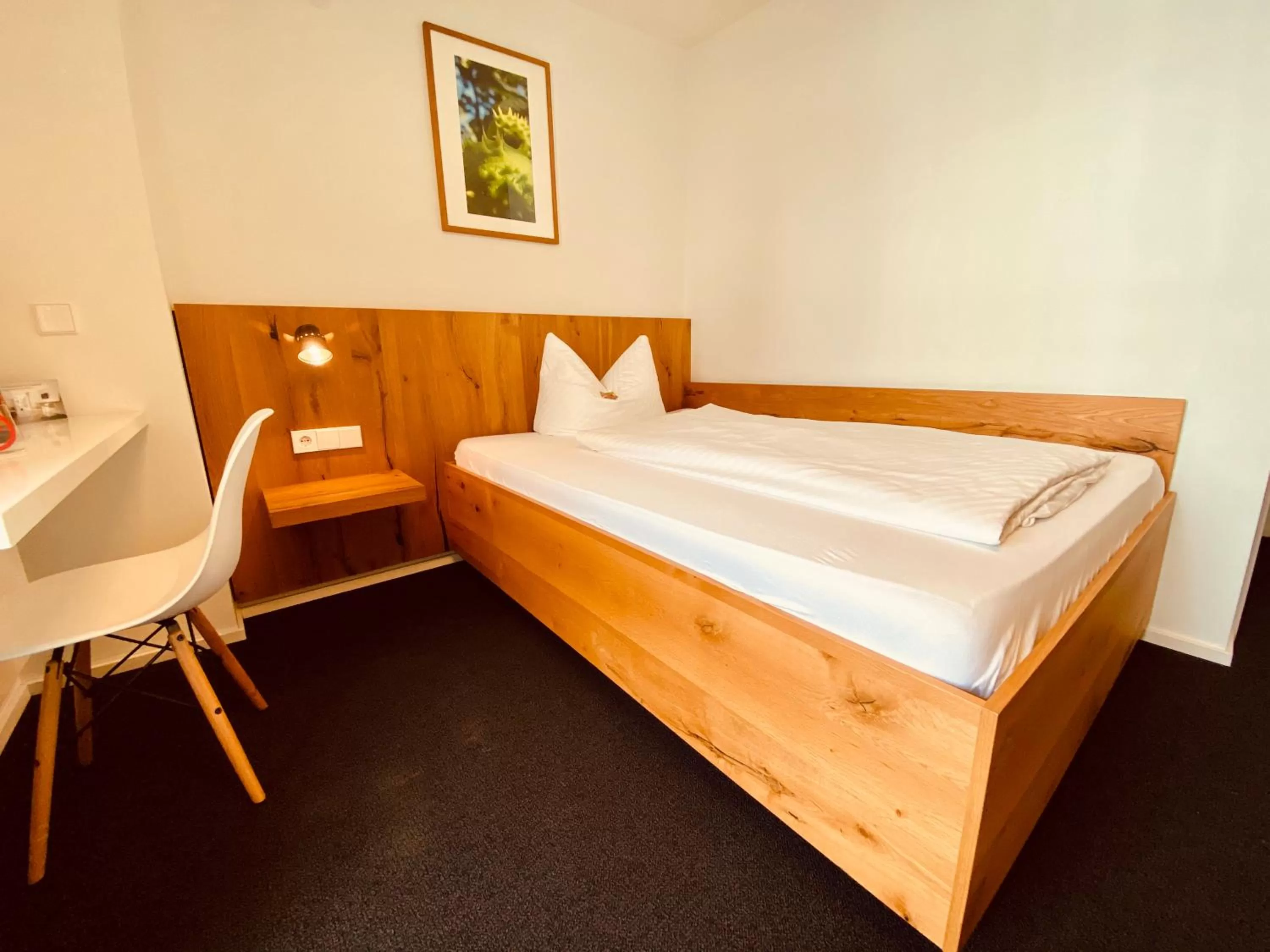 Bed in Stadthotel Waldhorn