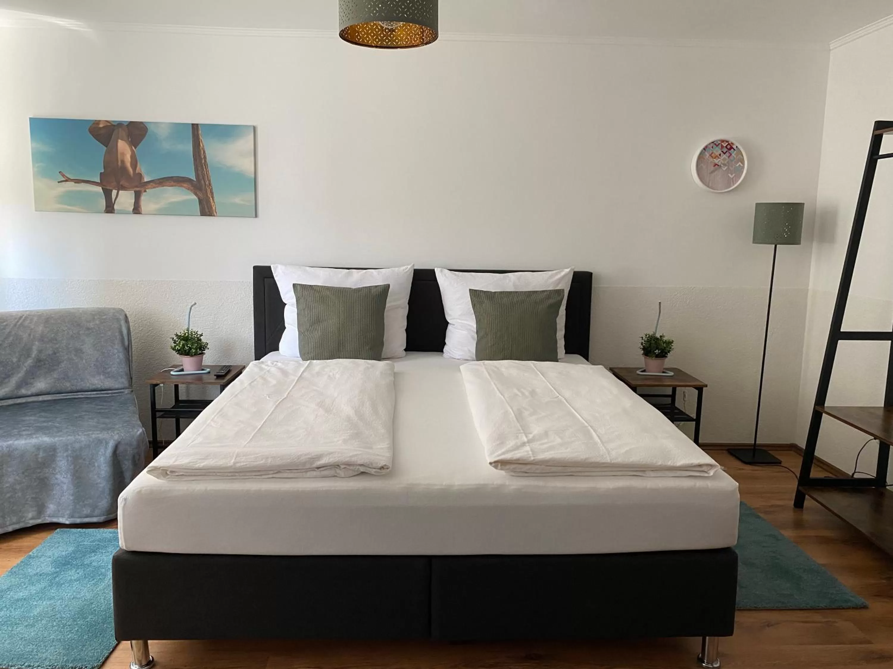 Photo of the whole room, Bed in Hotel am Hafen