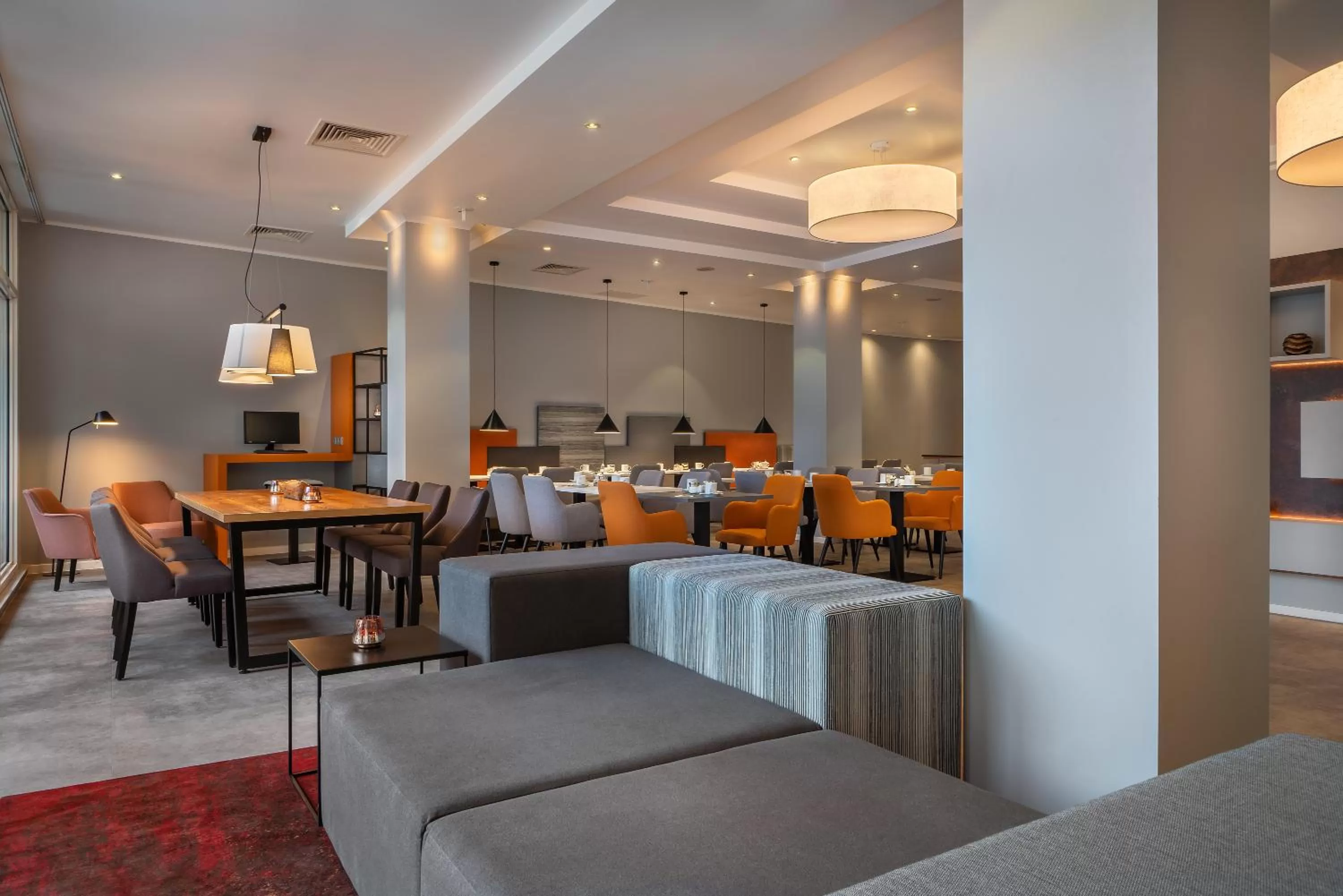 Lounge or bar in Garner Hotel Wiesbaden City by IHG