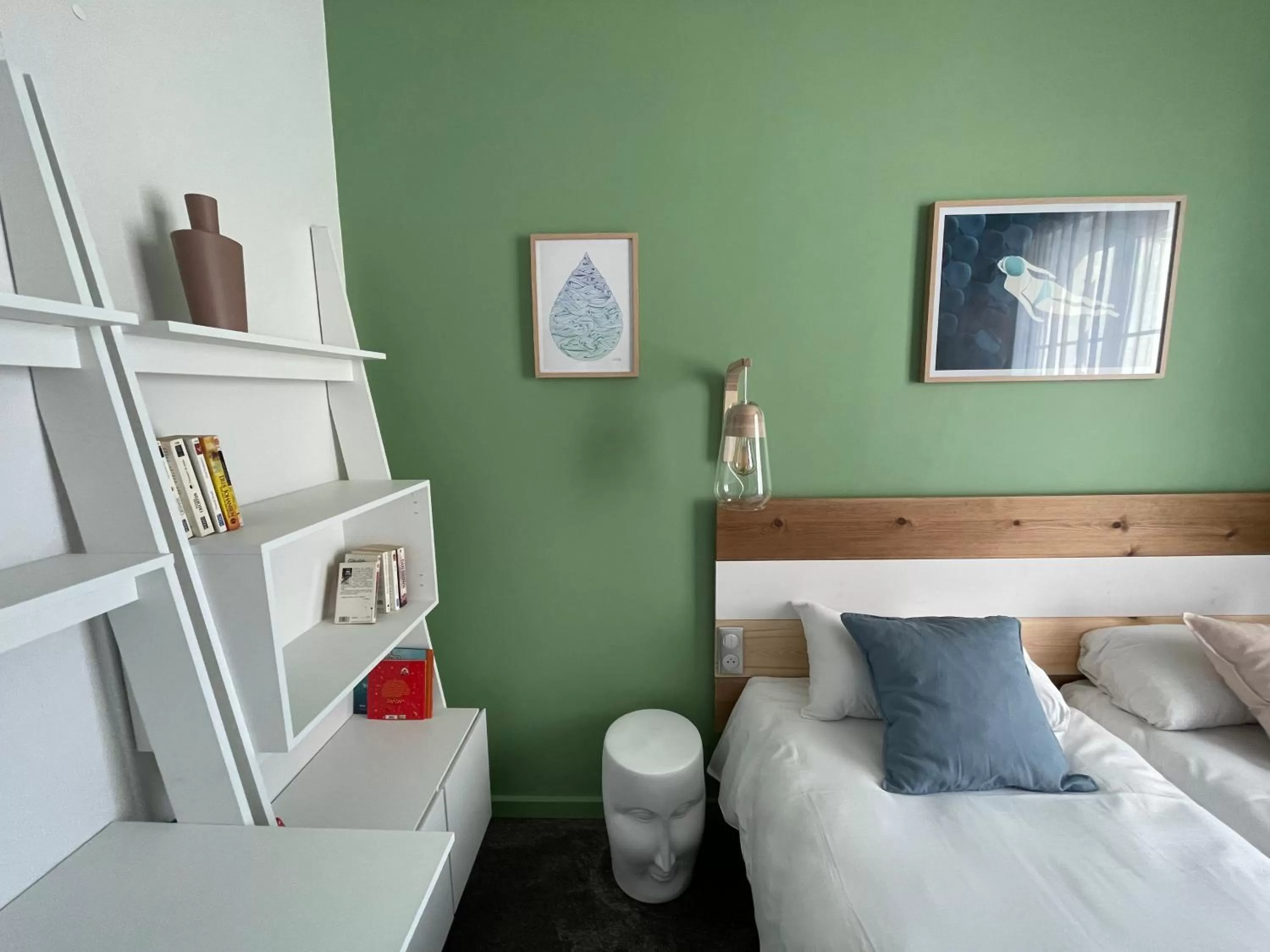 Bedroom, Bed in Urban Jungle Hôtel Orleans