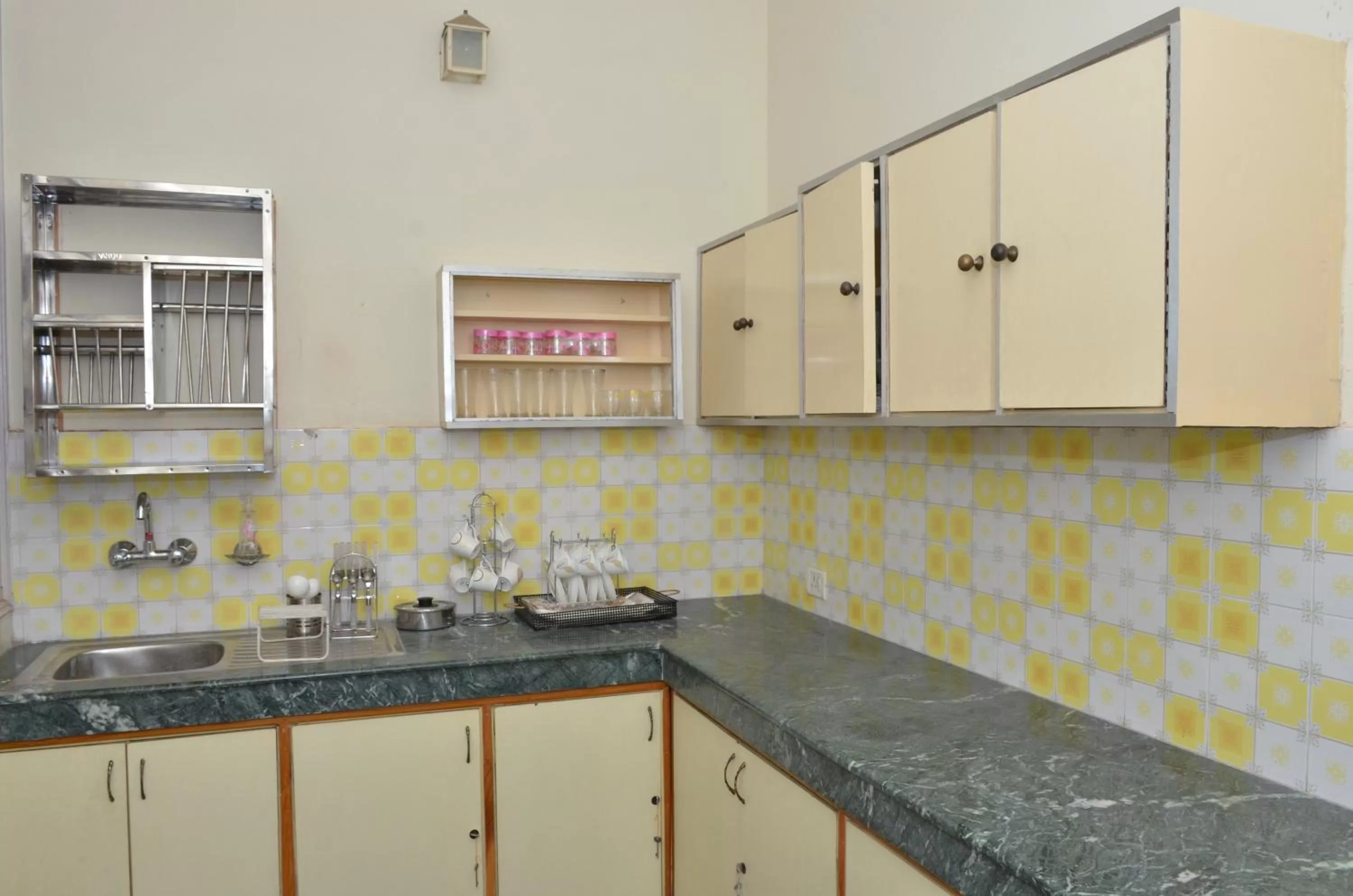 Kitchen or kitchenette, Kitchen/Kitchenette in Sandy's Homestay