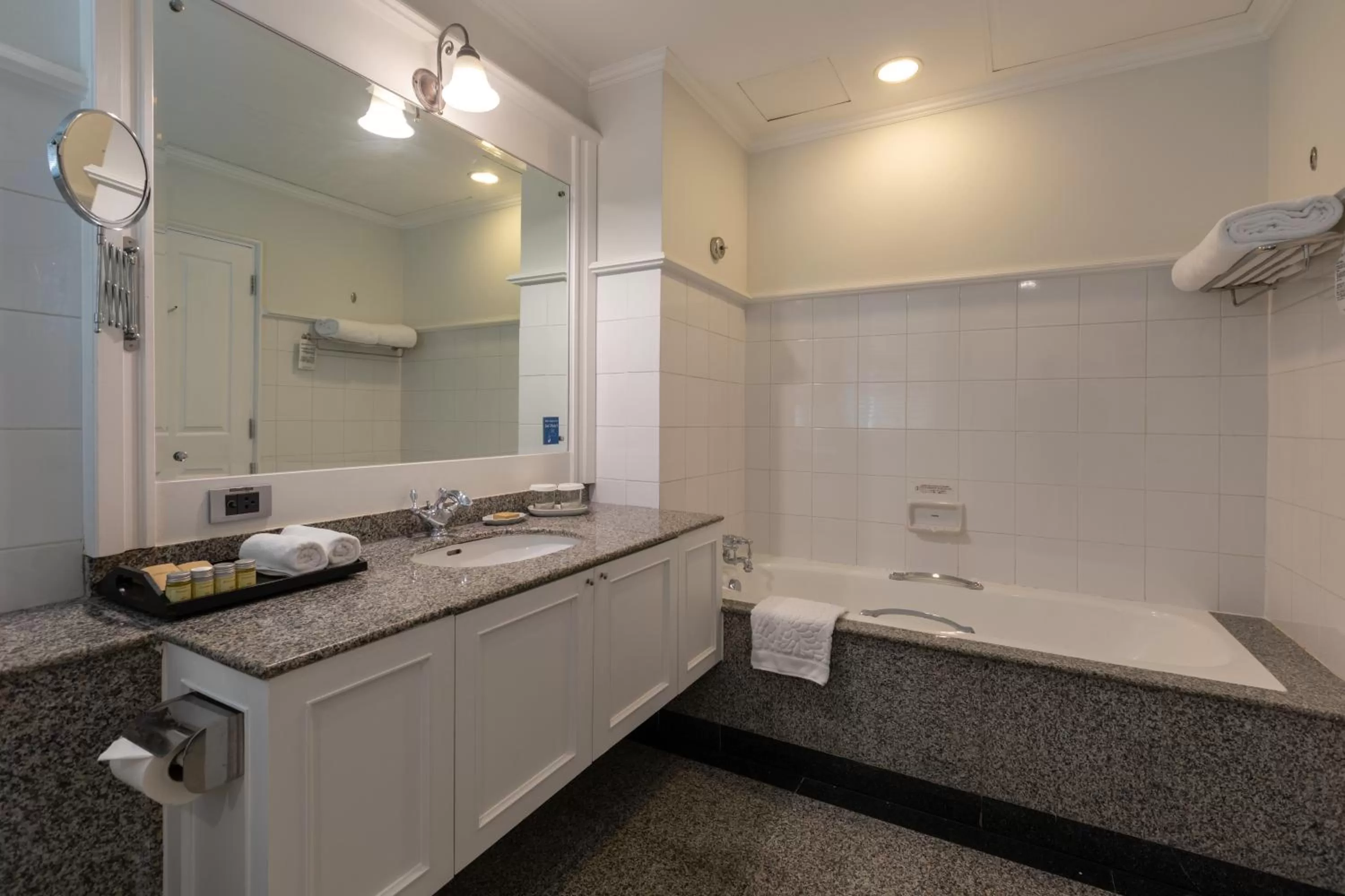 Bathroom in Cape House Hotel, Bangkok