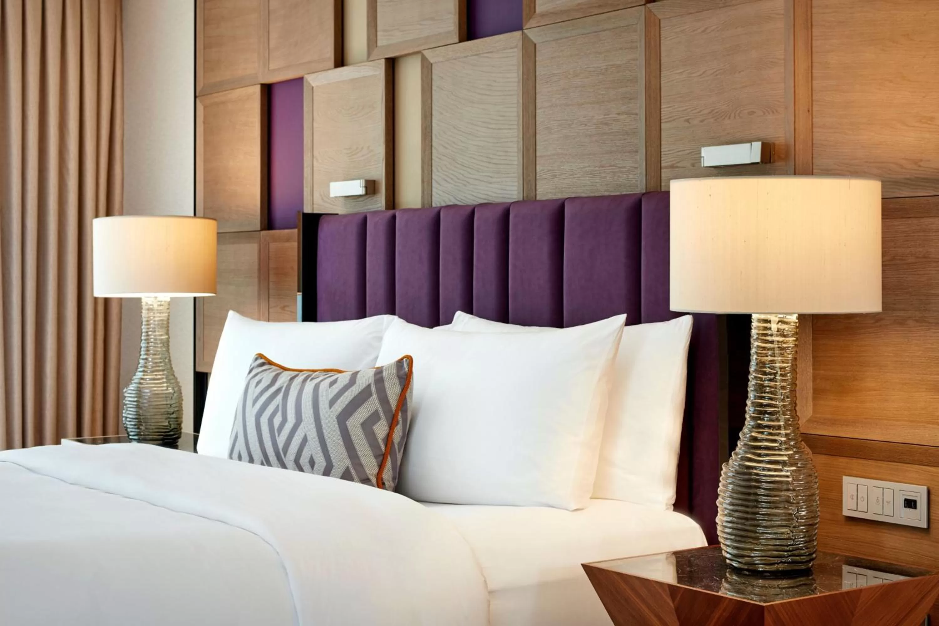 Bedroom, Bed in The Ritz-Carlton, Berlin