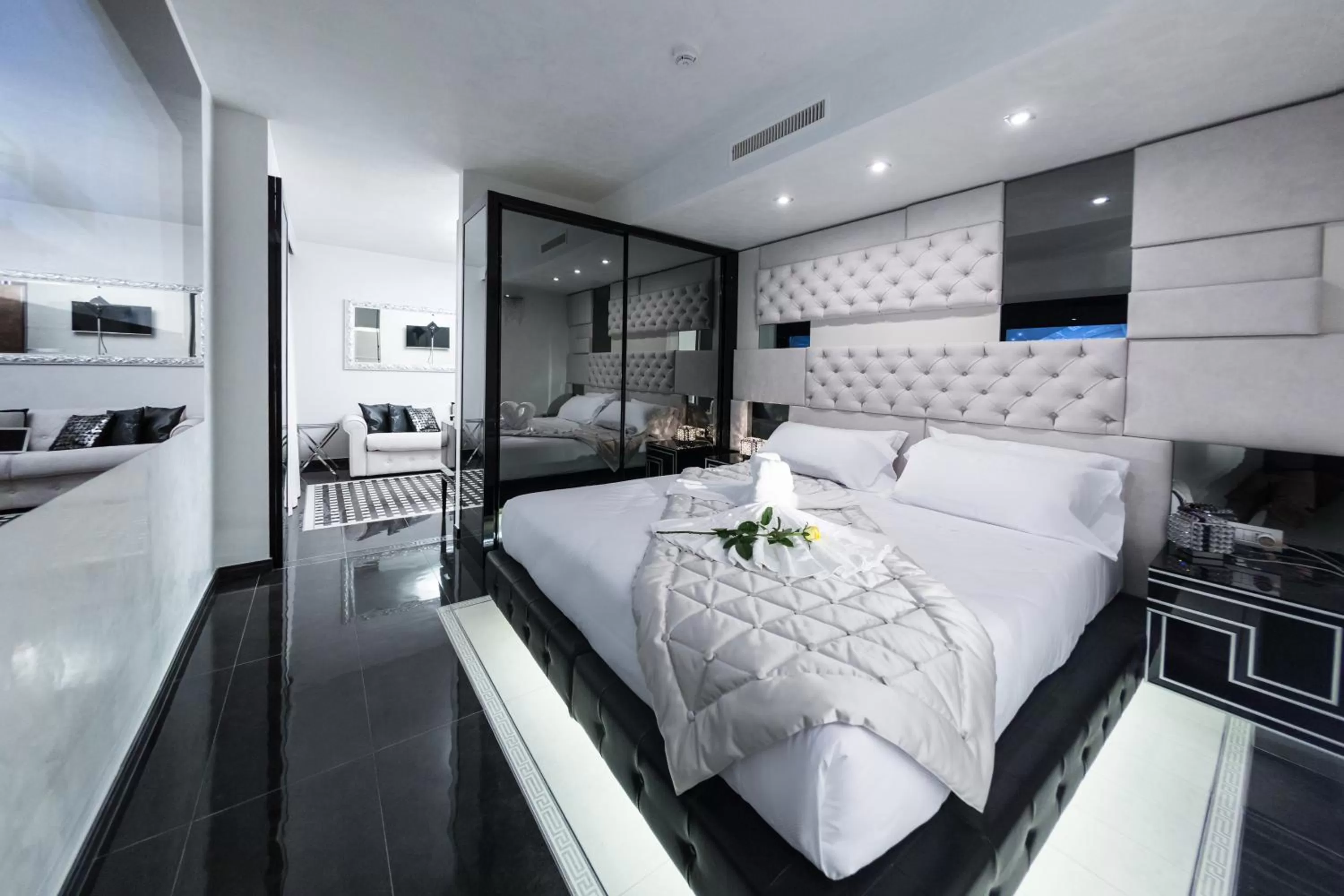 Bedroom, Bed in Best Western Premier Milano Palace Hotel