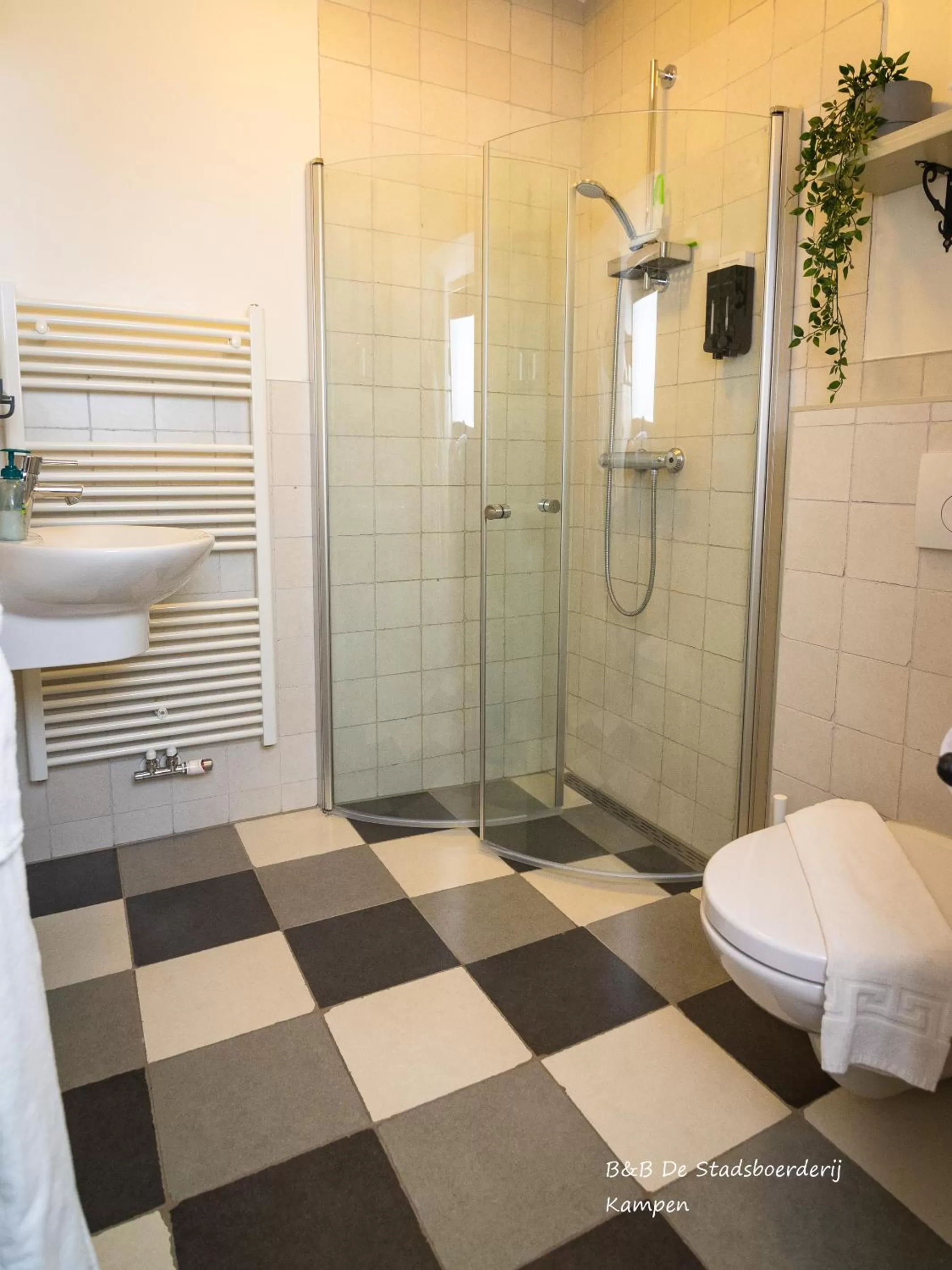 Bathroom in De Stadsboerderij