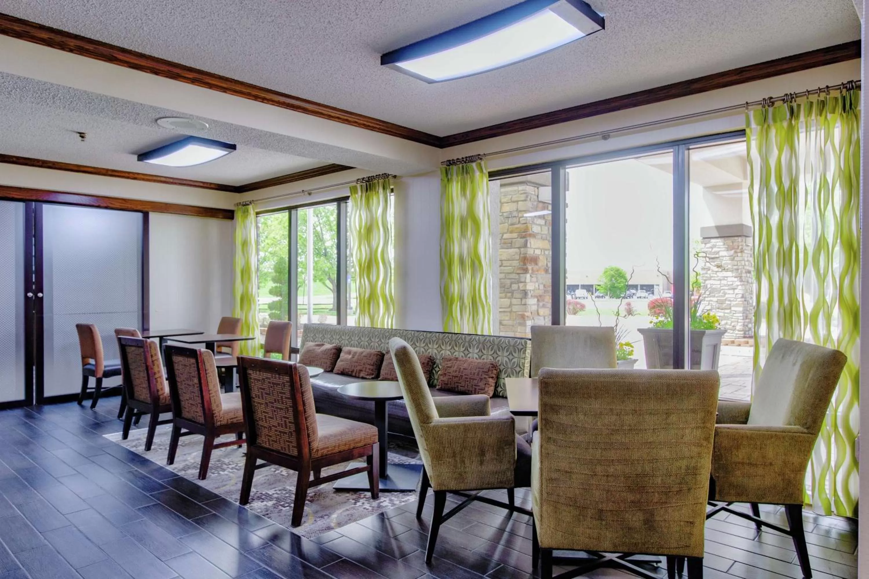 Lobby or reception in Hampton Inn Salina