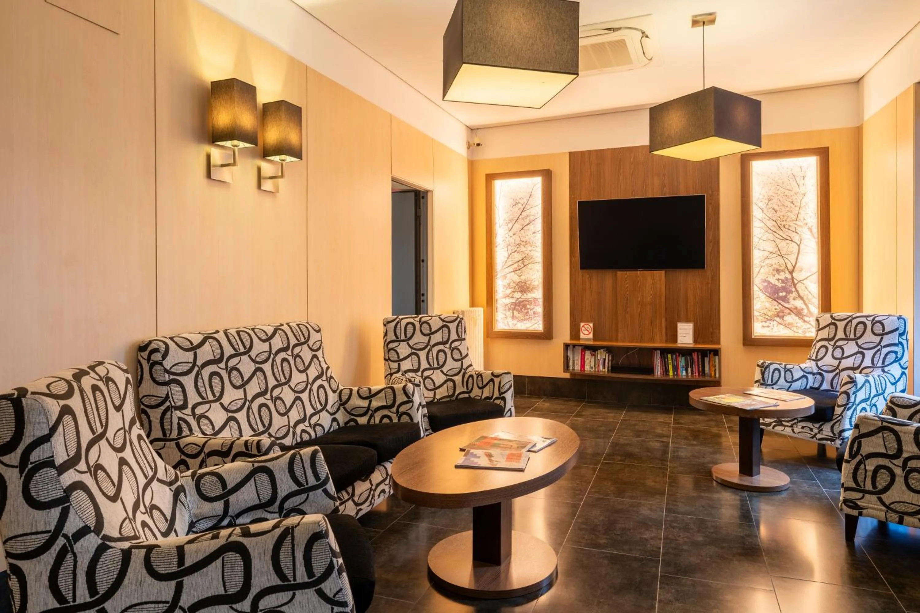 Property building in Hostal Ballesta