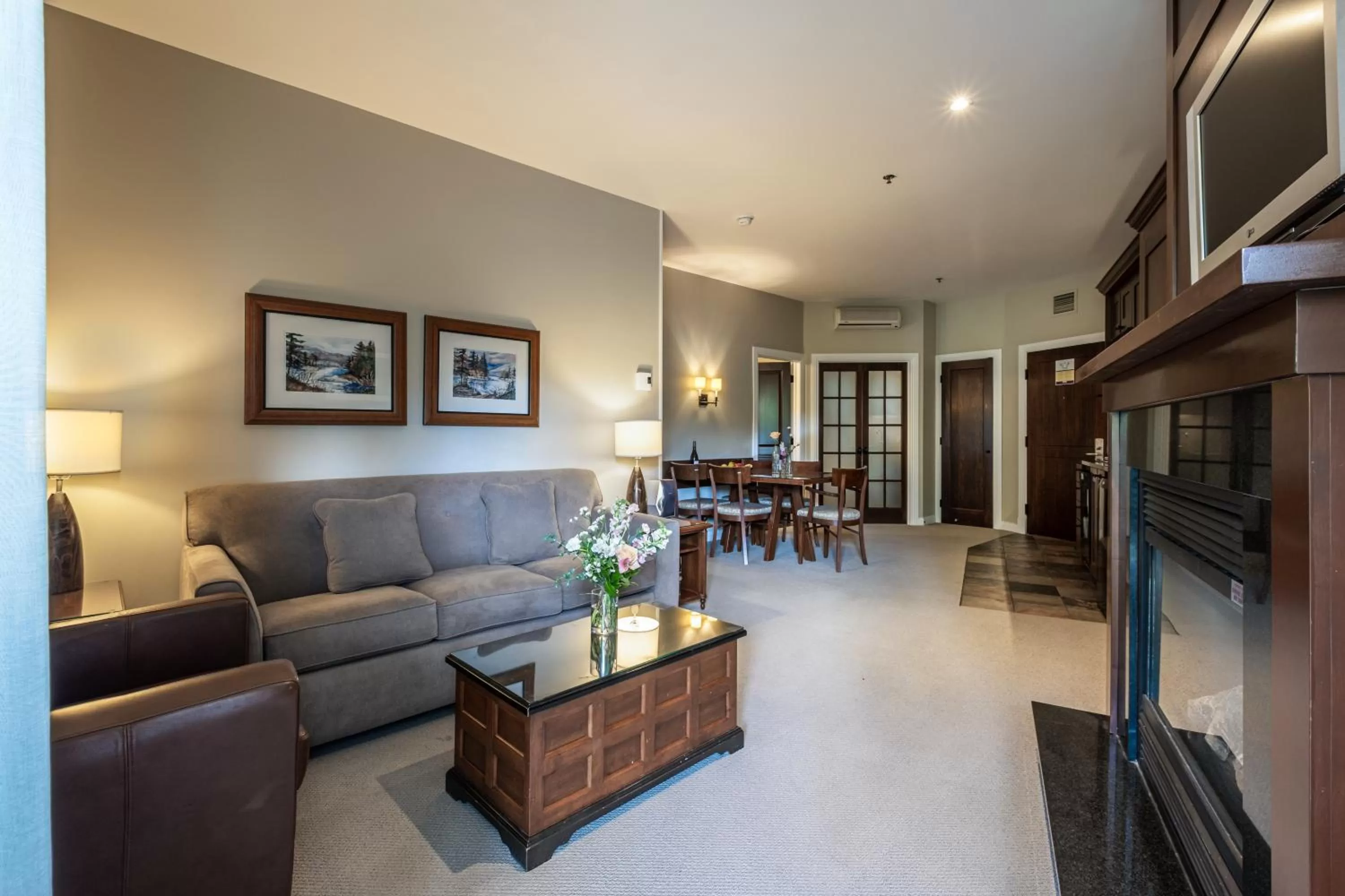 Two-Bedroom Family Suite in Château Beauvallon