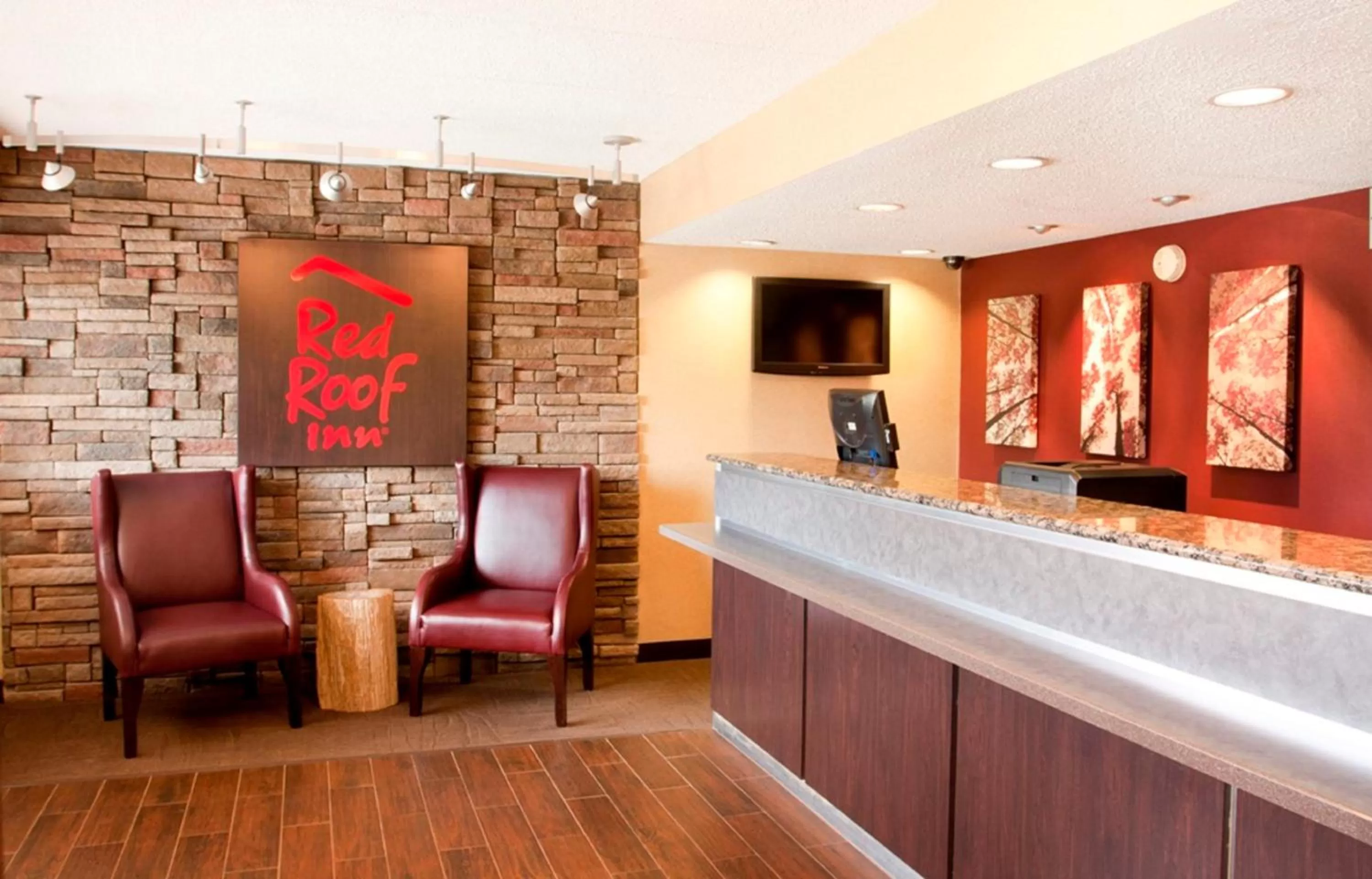 Lobby or reception in Red Roof Inn Rochester - Henrietta