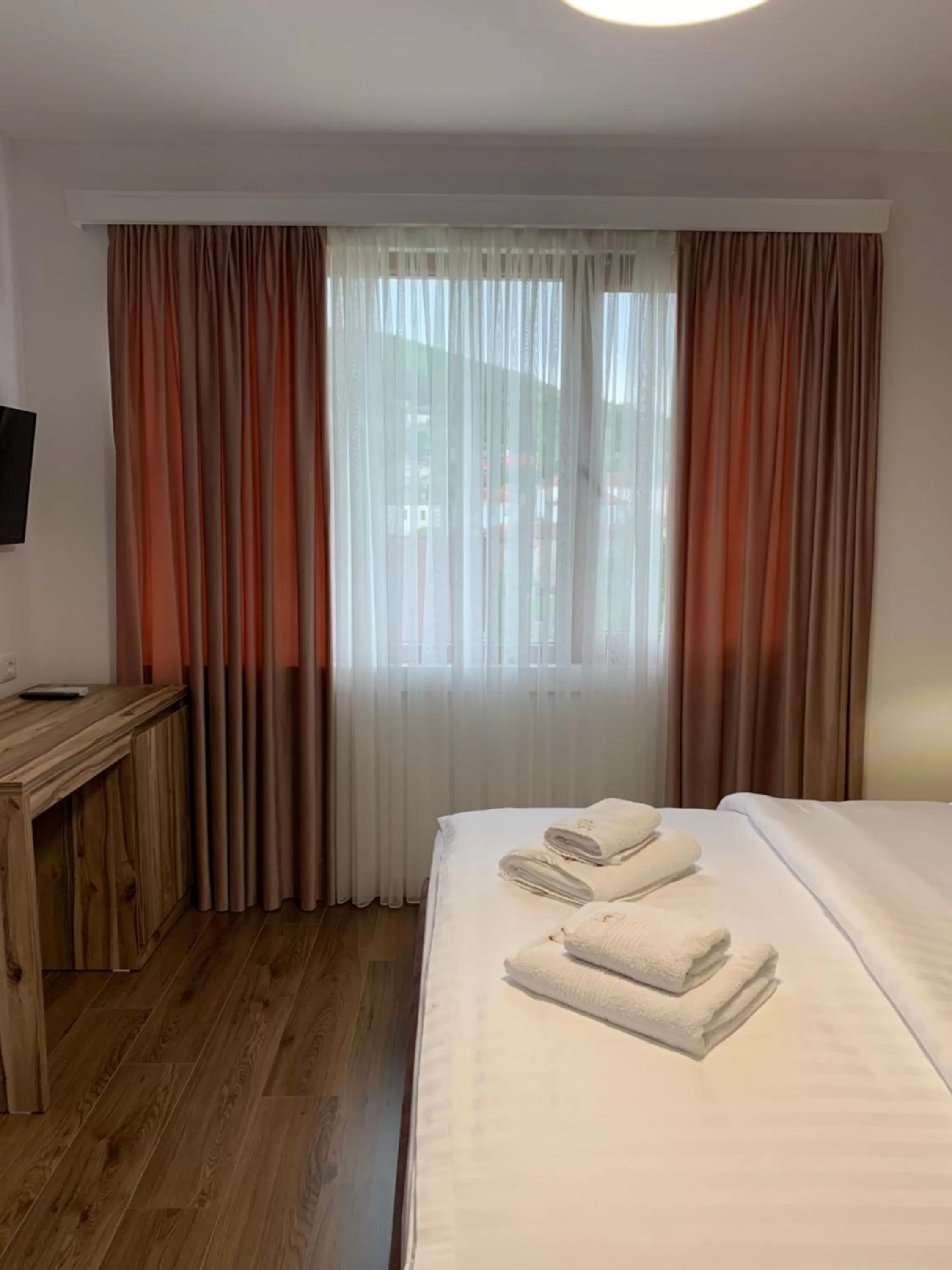 Bed in Grand Hotel Pogradec