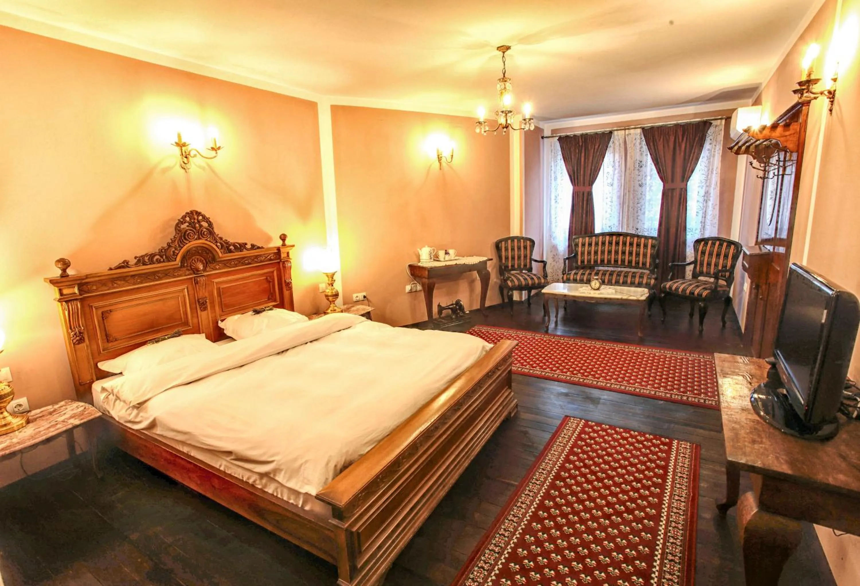 Photo of the whole room, Bed in Hotel Evmolpia