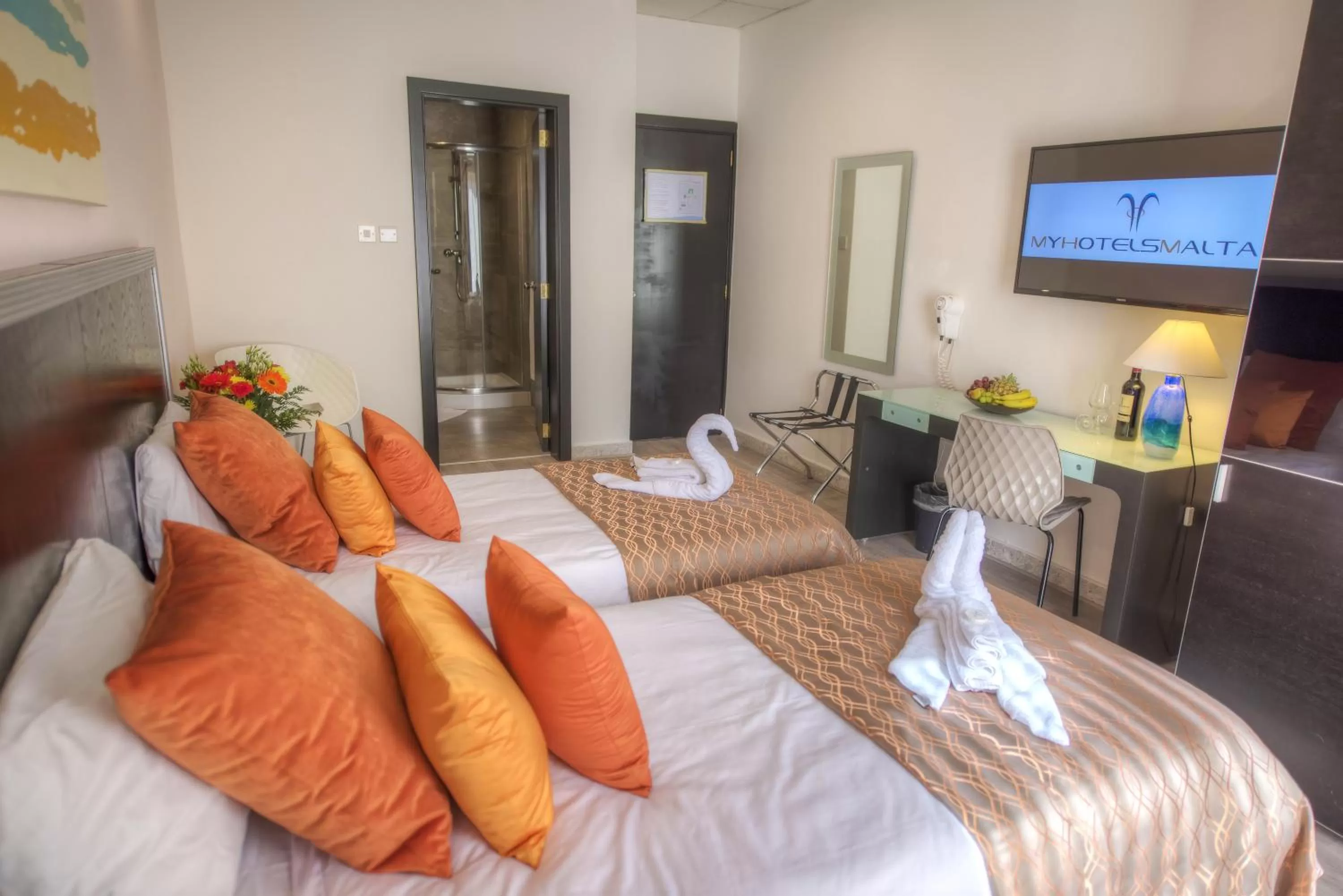 Photo of the whole room, Bed in St. Julian's Bay Hotel