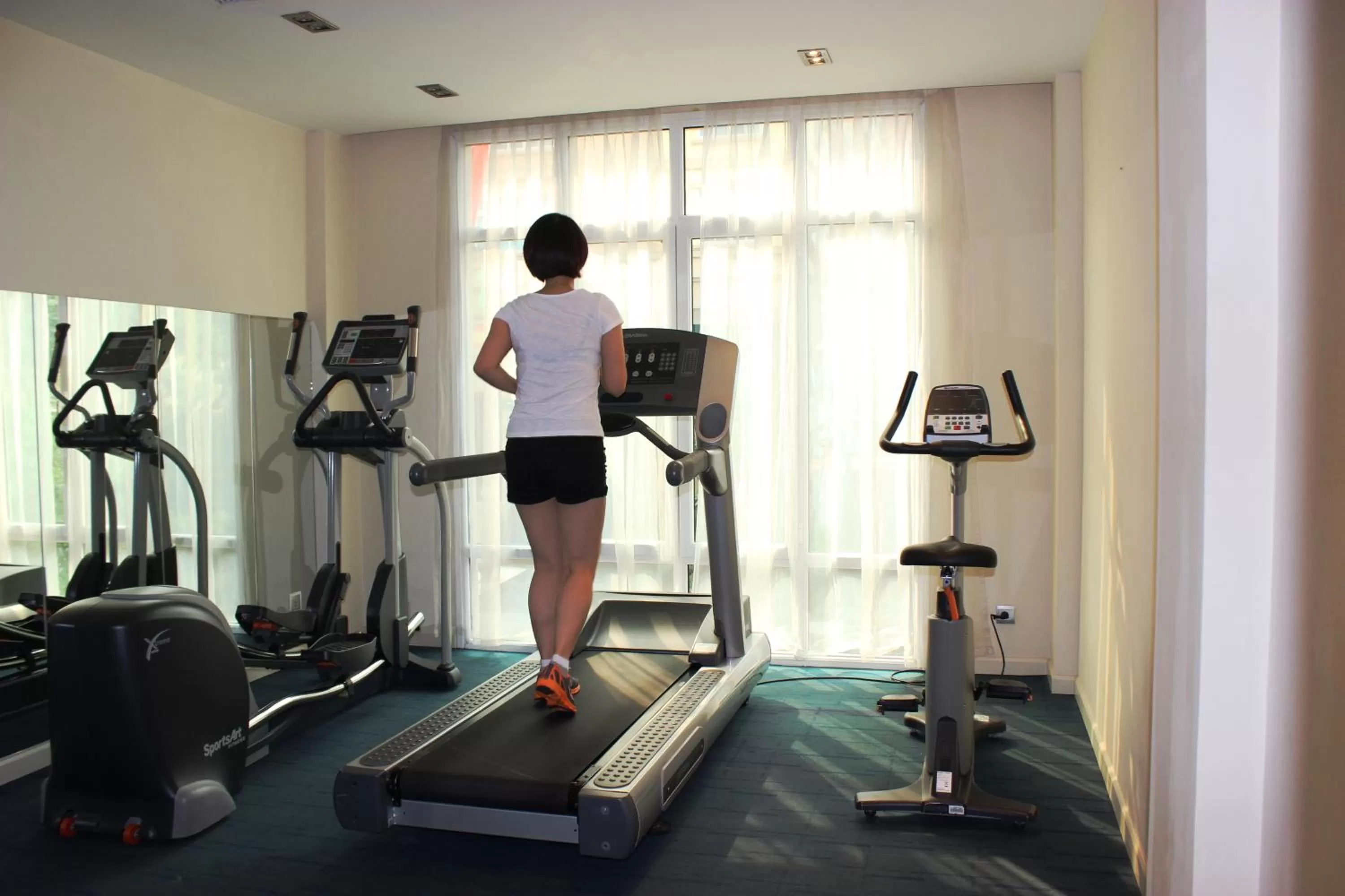 Fitness centre/facilities in Mercure Hanoi La Gare Hotel