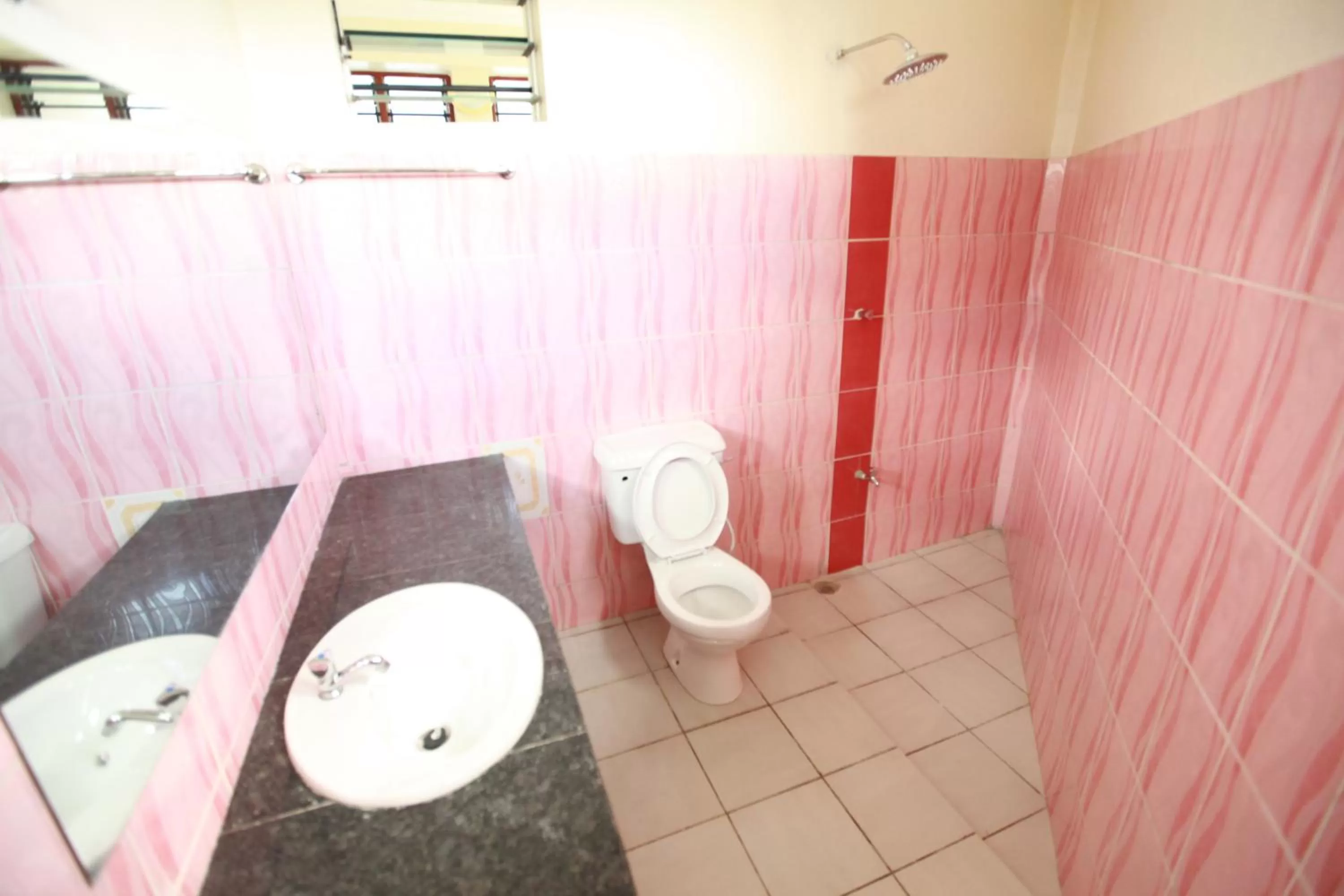 Bathroom in Coastgate Hotel