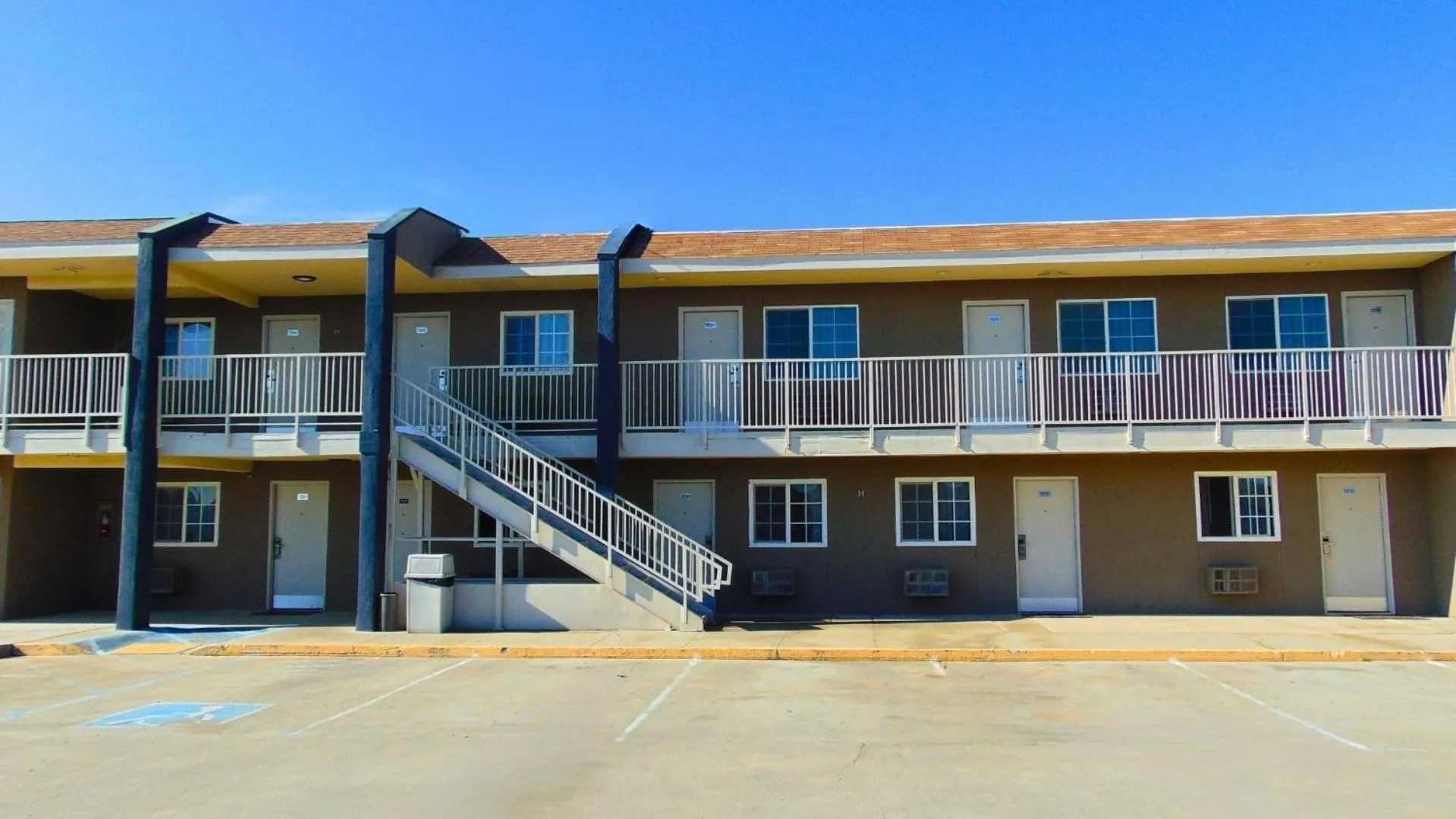 Property building in Corcoran Country Inn