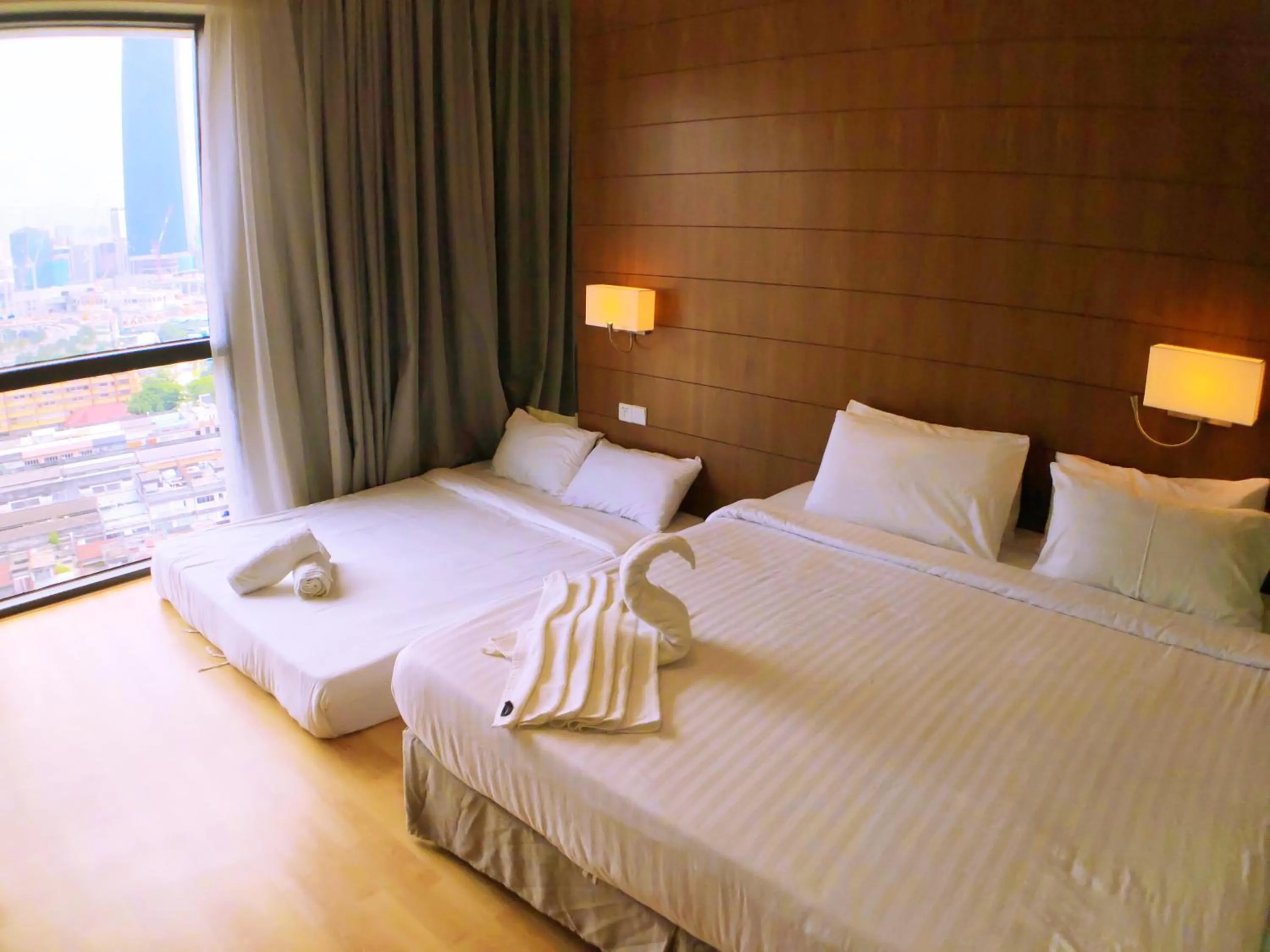 Bed in Greystone D' Majestic Place