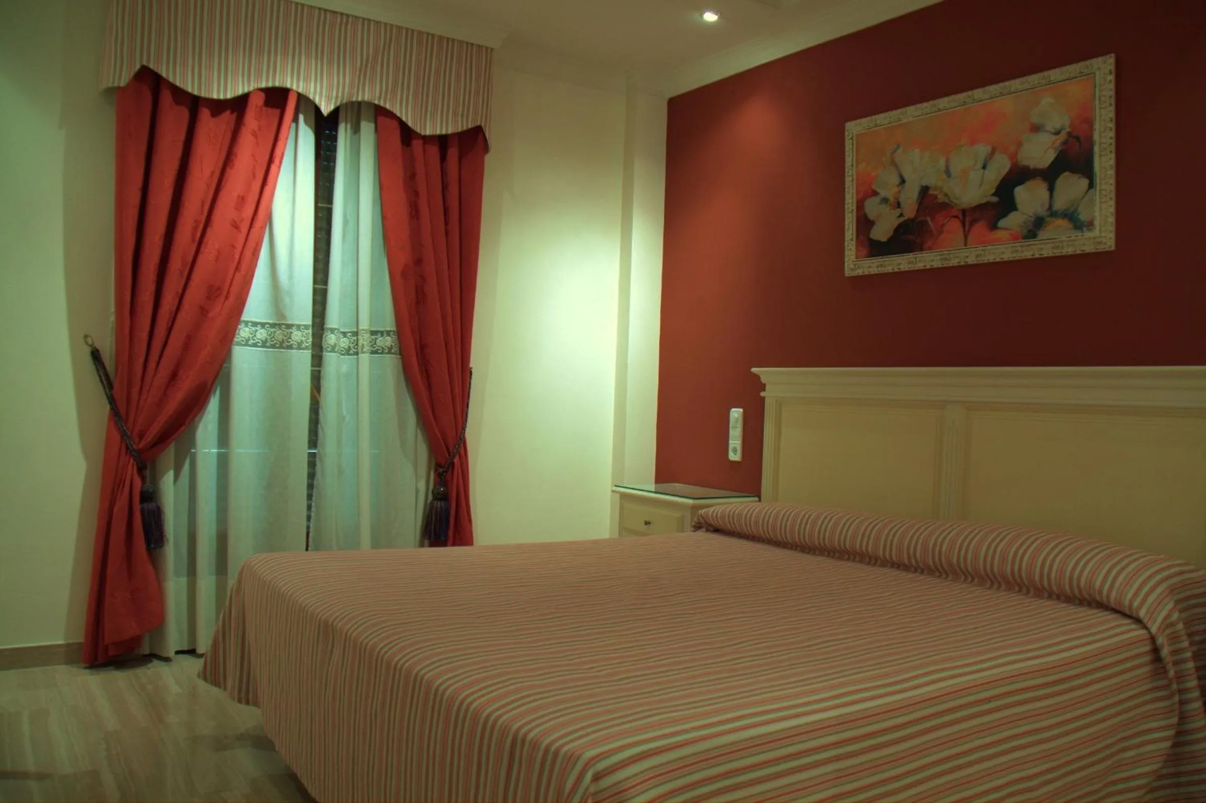 Photo of the whole room, Bed in Hotel los Girasoles