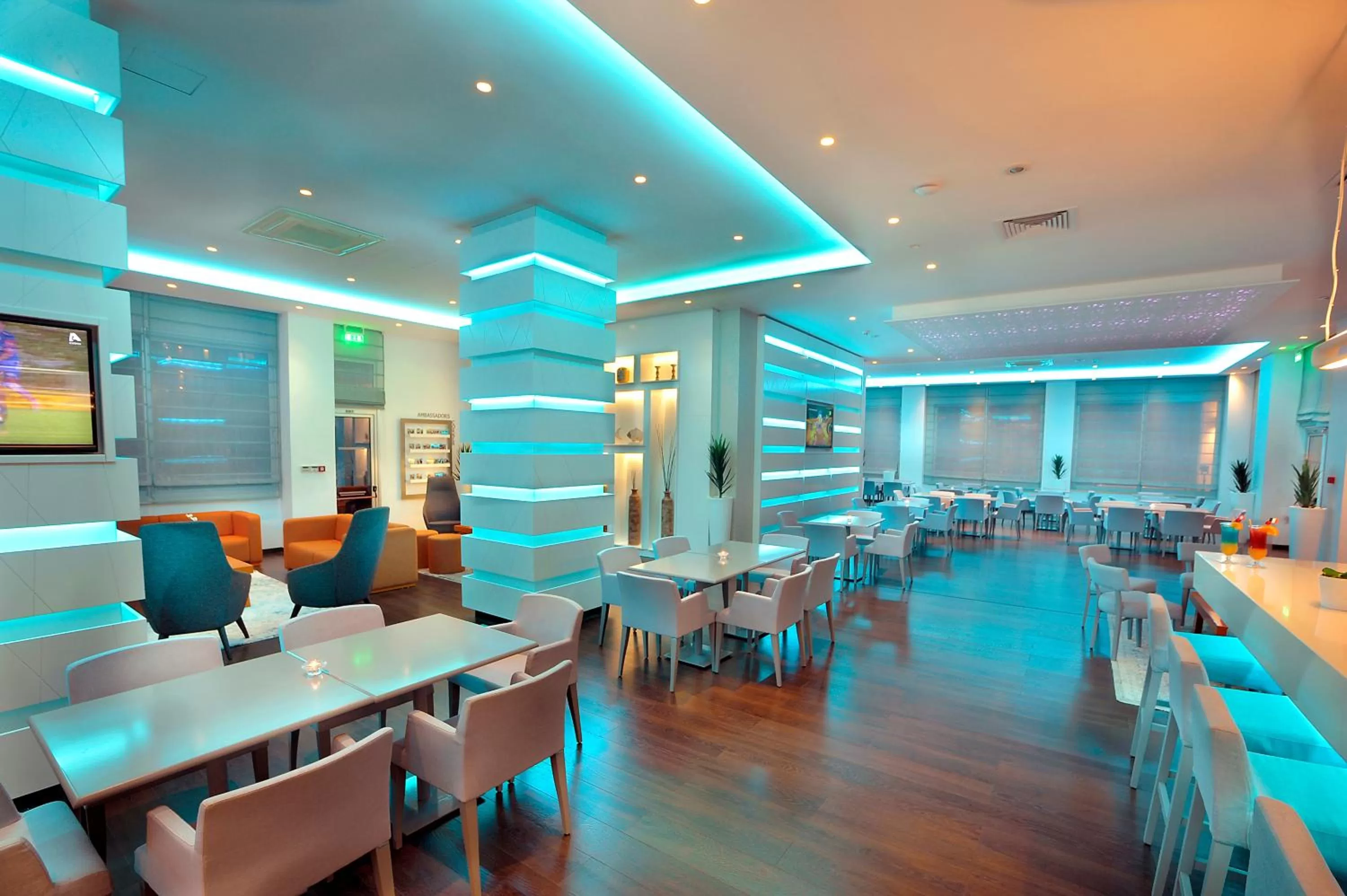 Lounge or bar in Nestor Hotel