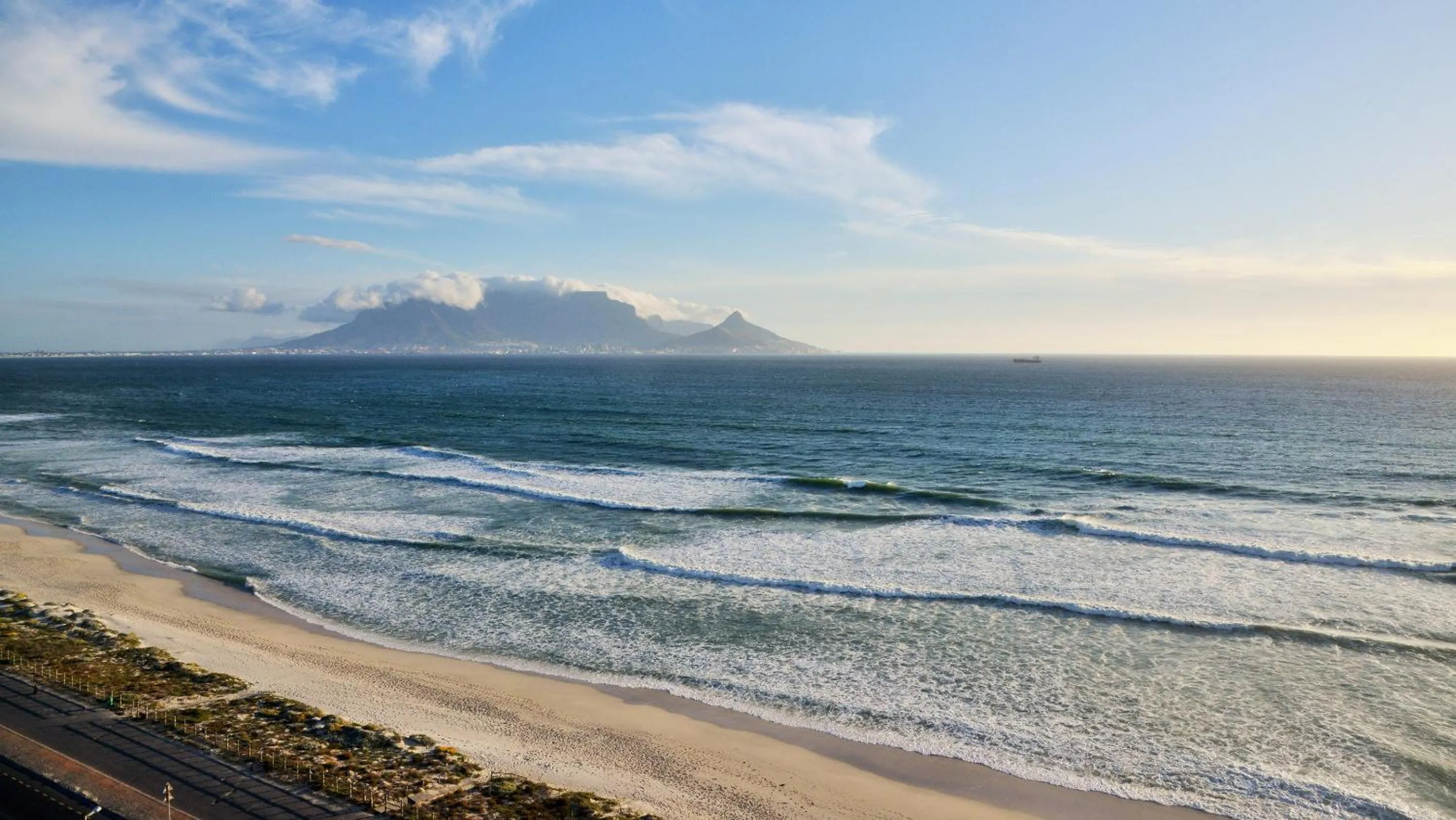 Summer in Blaauwberg Beach Hotel