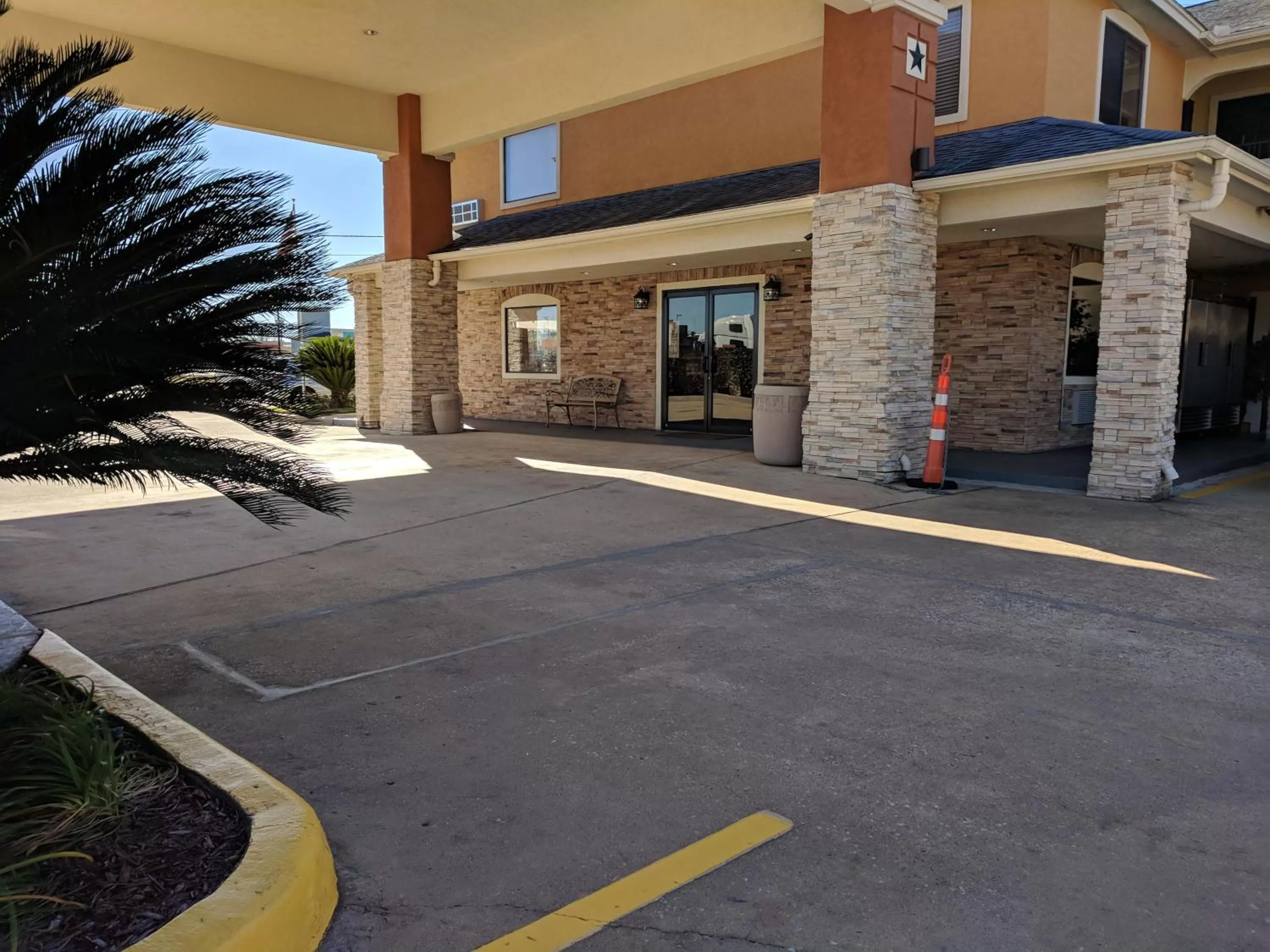 Lobby or reception in Super 8 by Wyndham Willowbrook Houston