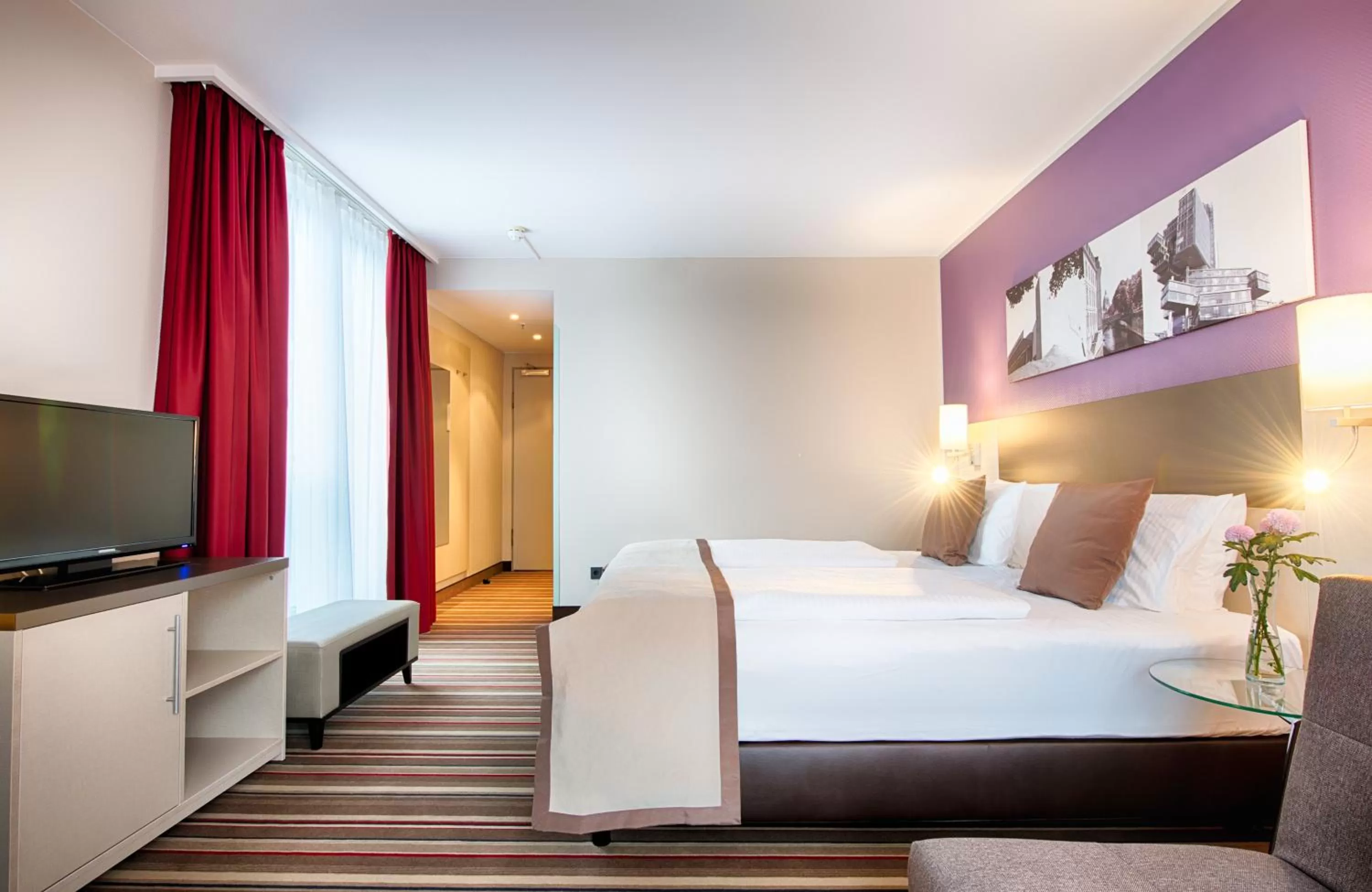 Bedroom, Bed in Leonardo Hotel Hannover Airport