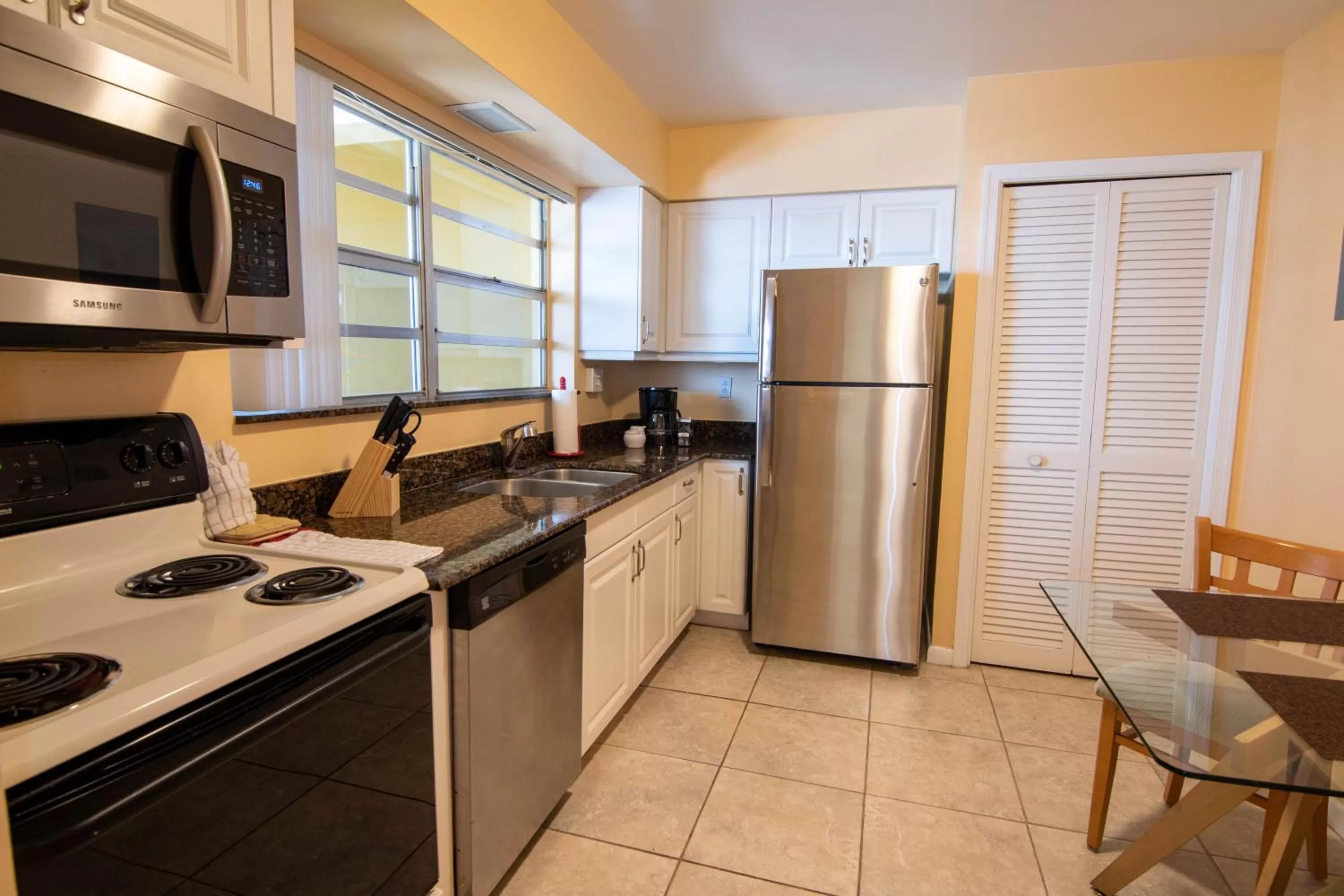 Kitchen/Kitchenette in Palm Beach Waterfront Condos - Full Kitchens!