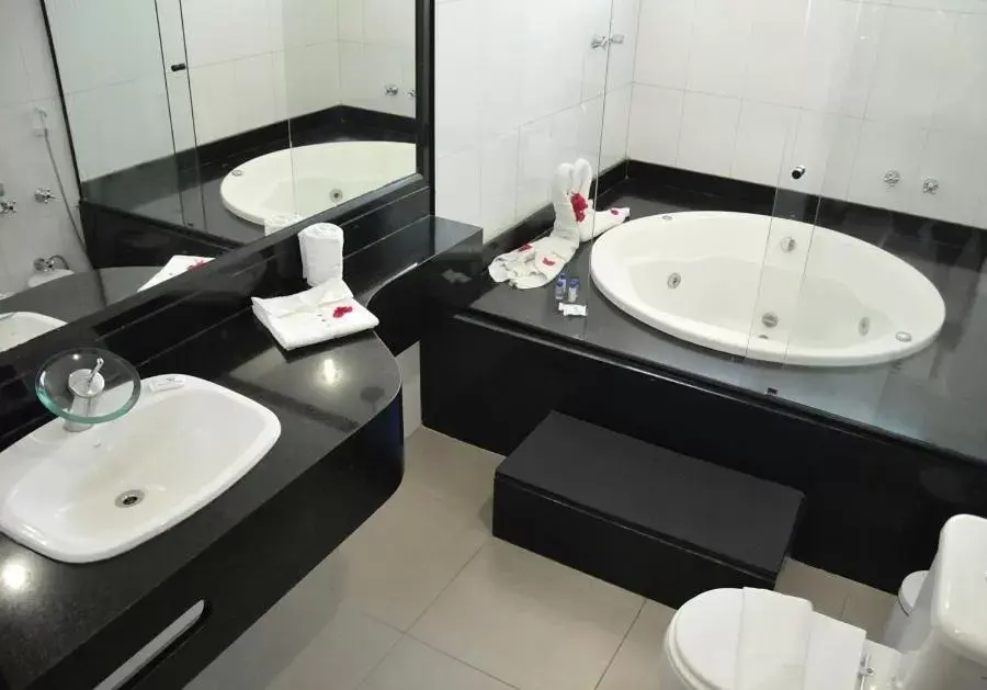 Master Suite in Sueds Plaza Master Suite in Sueds Plaza