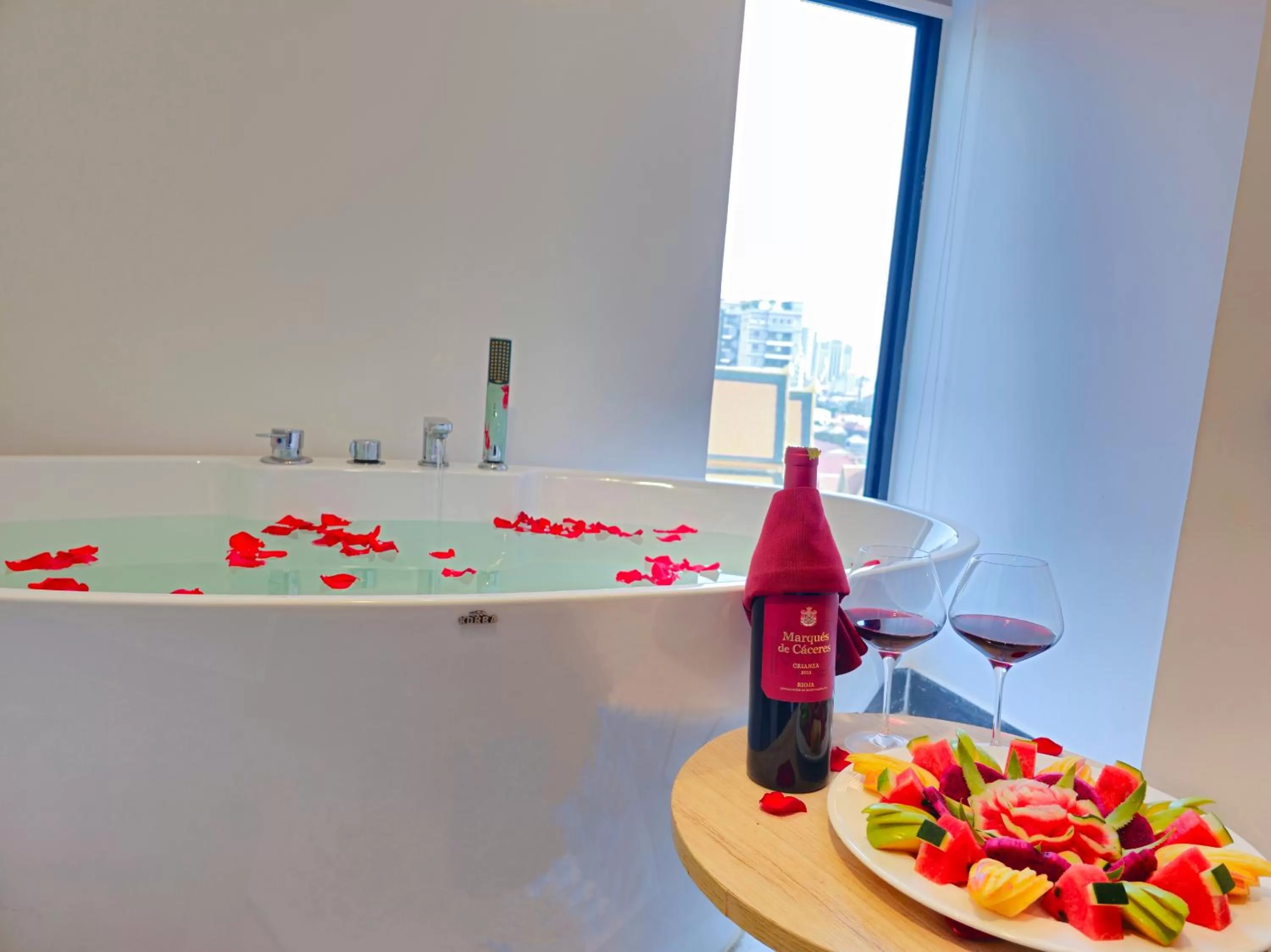 Bath in Le Botum Hotel