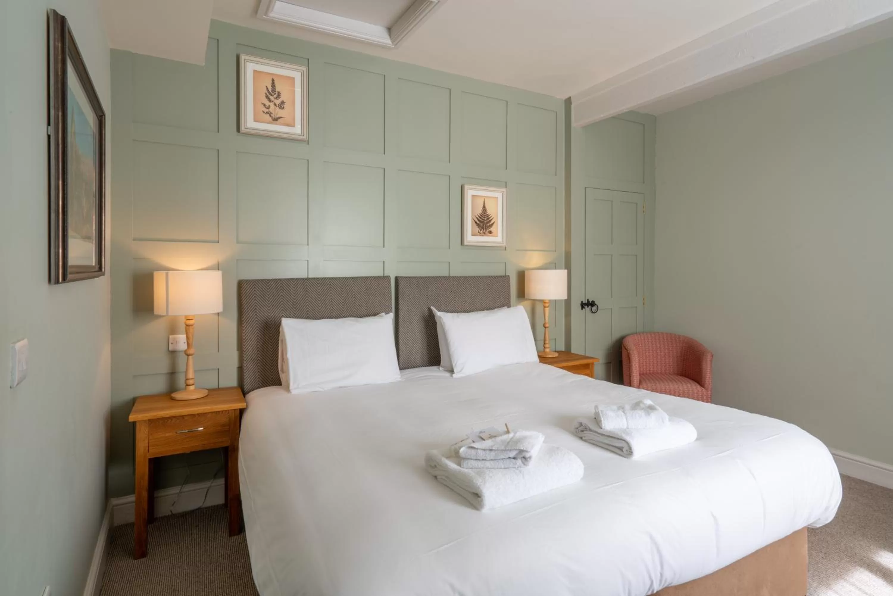 Bed in The Kings Arms Hotel