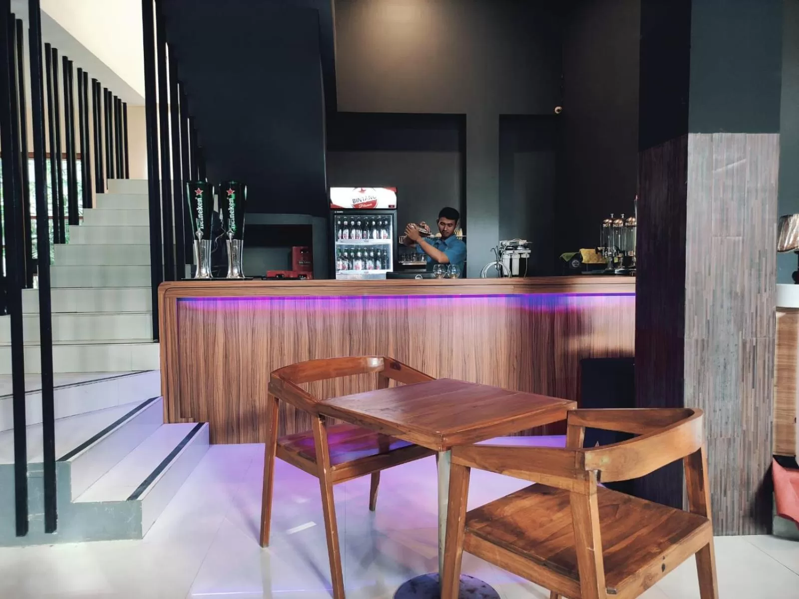 Restaurant/places to eat in Onesouth Banyuwangi Pulau merah