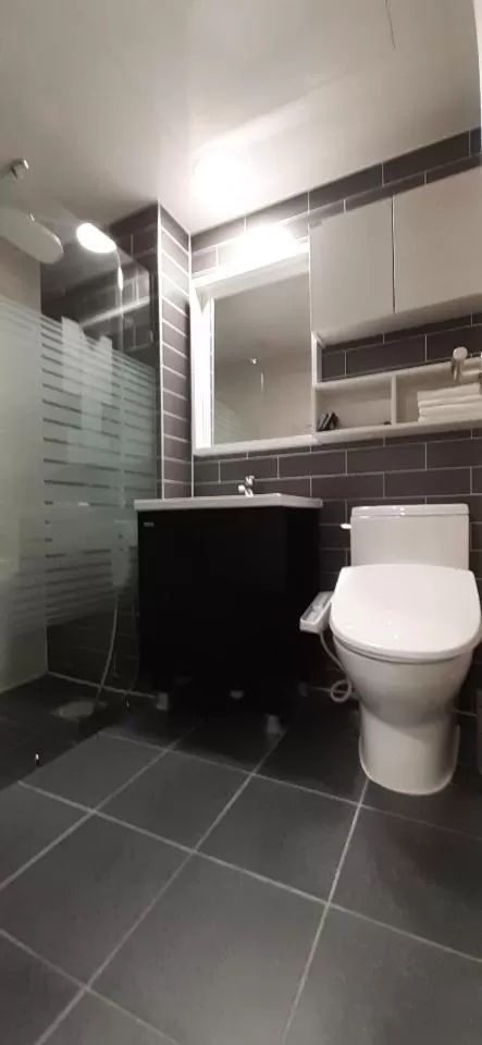 Bathroom in Hotel Jirisan Haetsal