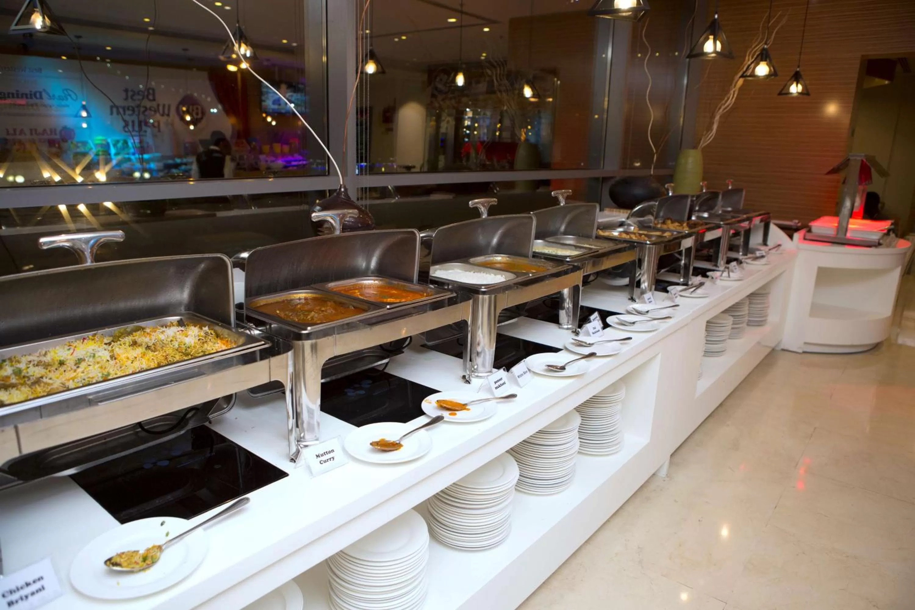 Restaurant/places to eat in Best Western Plus Pearl Creek