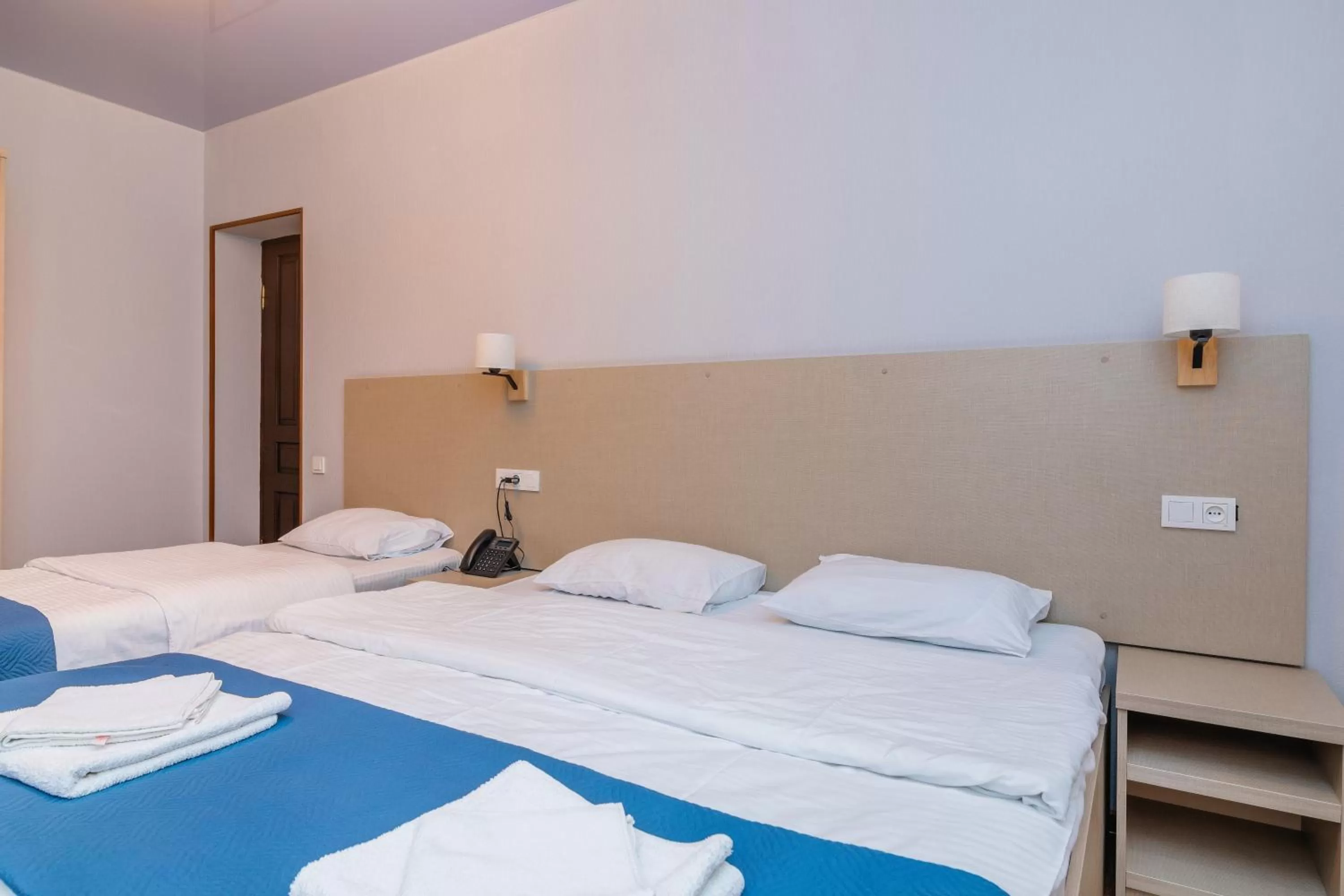 Bed in Hotel Green Town