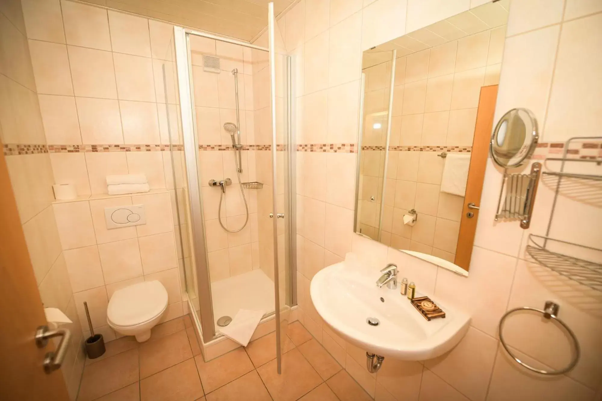 Double Room with Balcony in Landgasthaus & Hotel zur Krone Double Room with Balcony in Landgasthaus & Hotel zur Krone