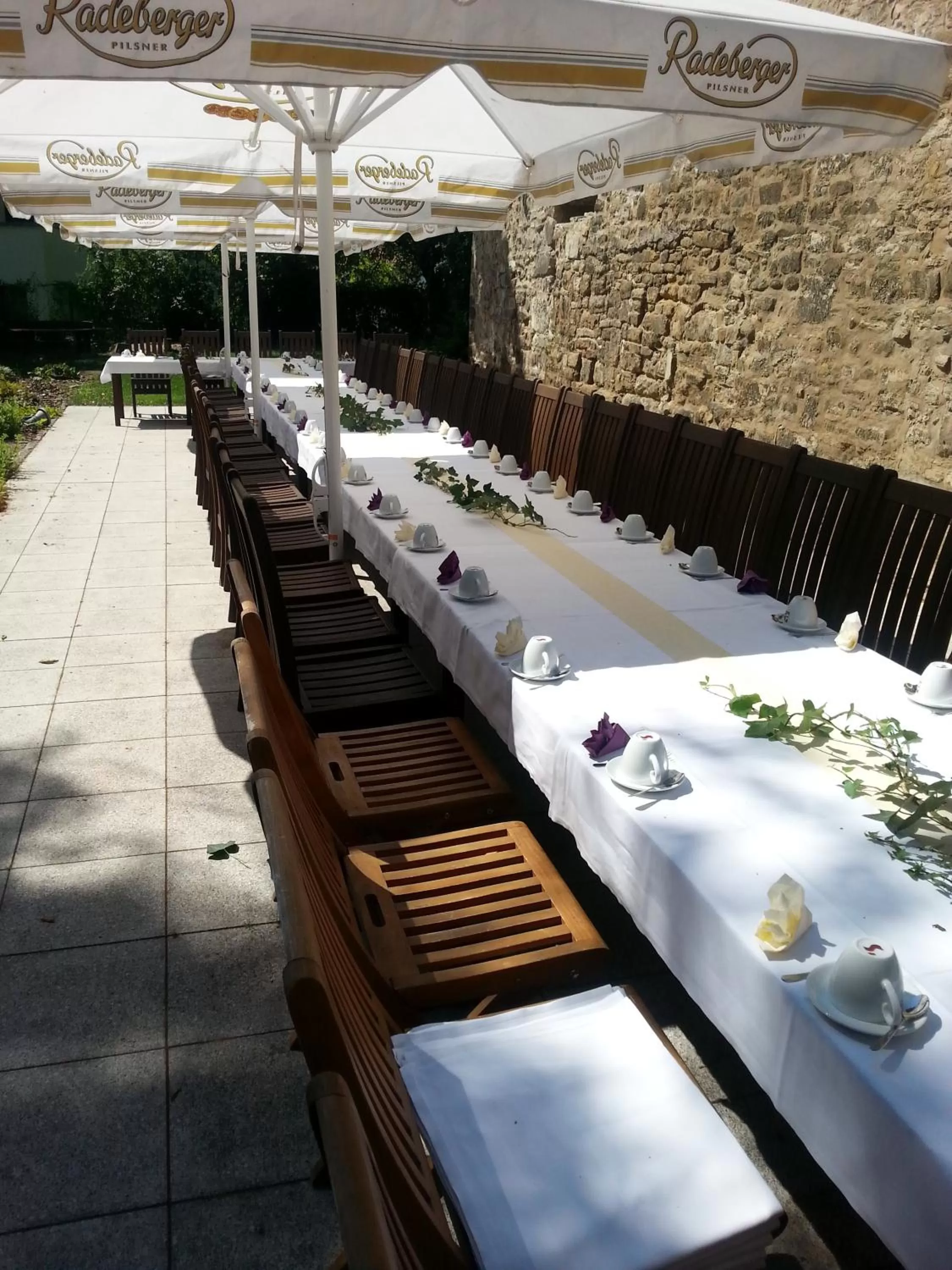 Restaurant/places to eat in Stadtschloß Hecklingen