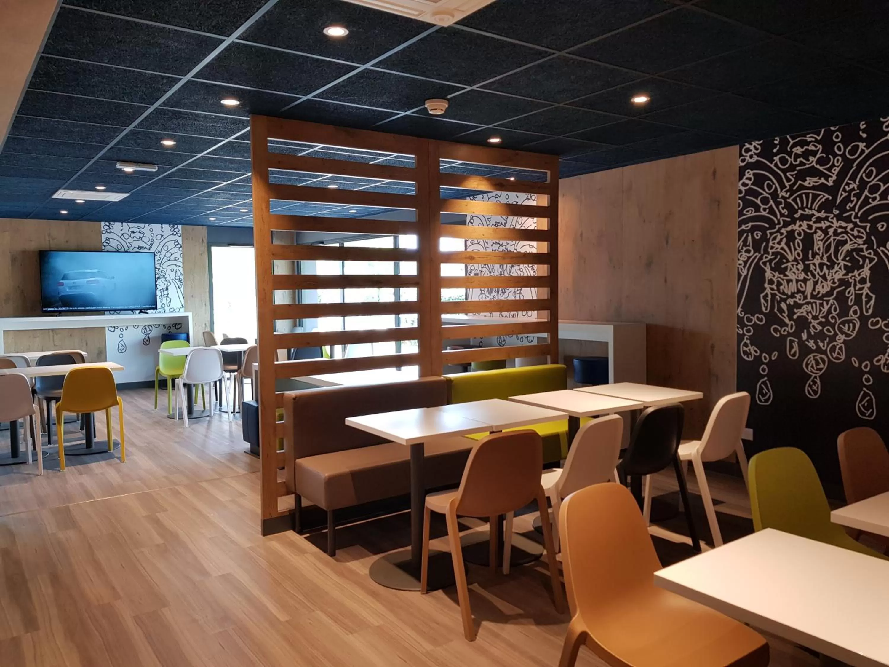 Lobby or reception in ibis budget Cahors