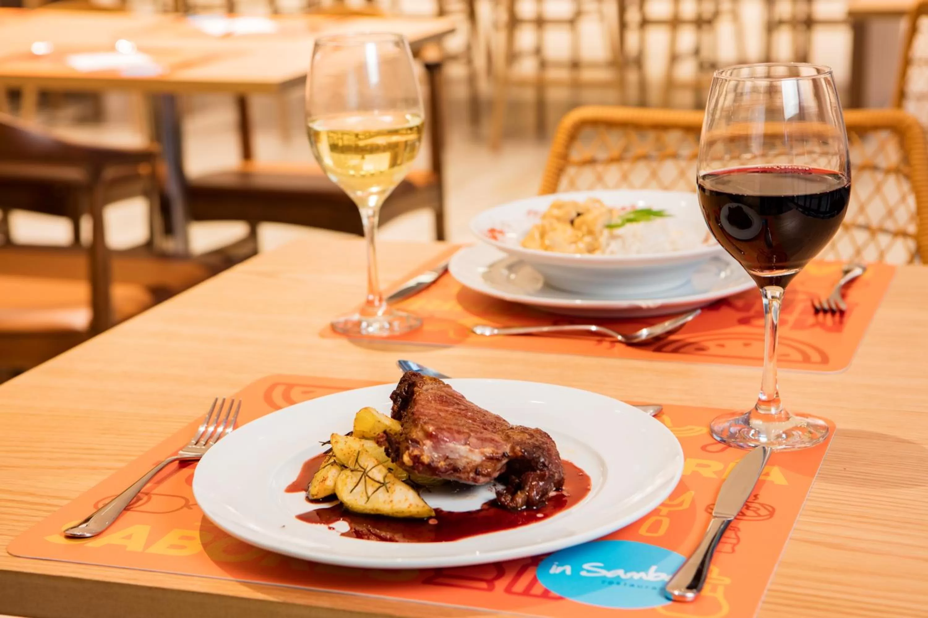 Food and drinks in Rio Hotel by Bourbon Ciudad Del Este