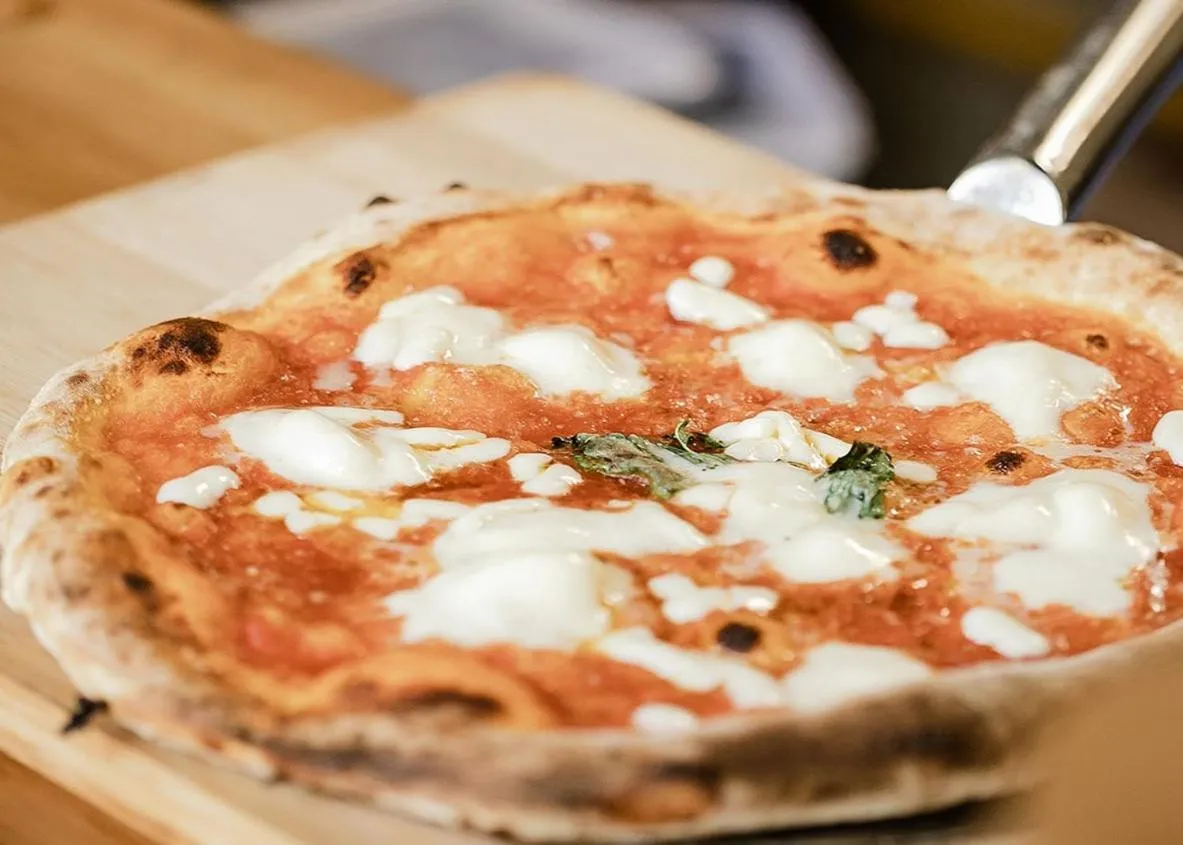 Restaurant/places to eat in Eco Tree O'tel