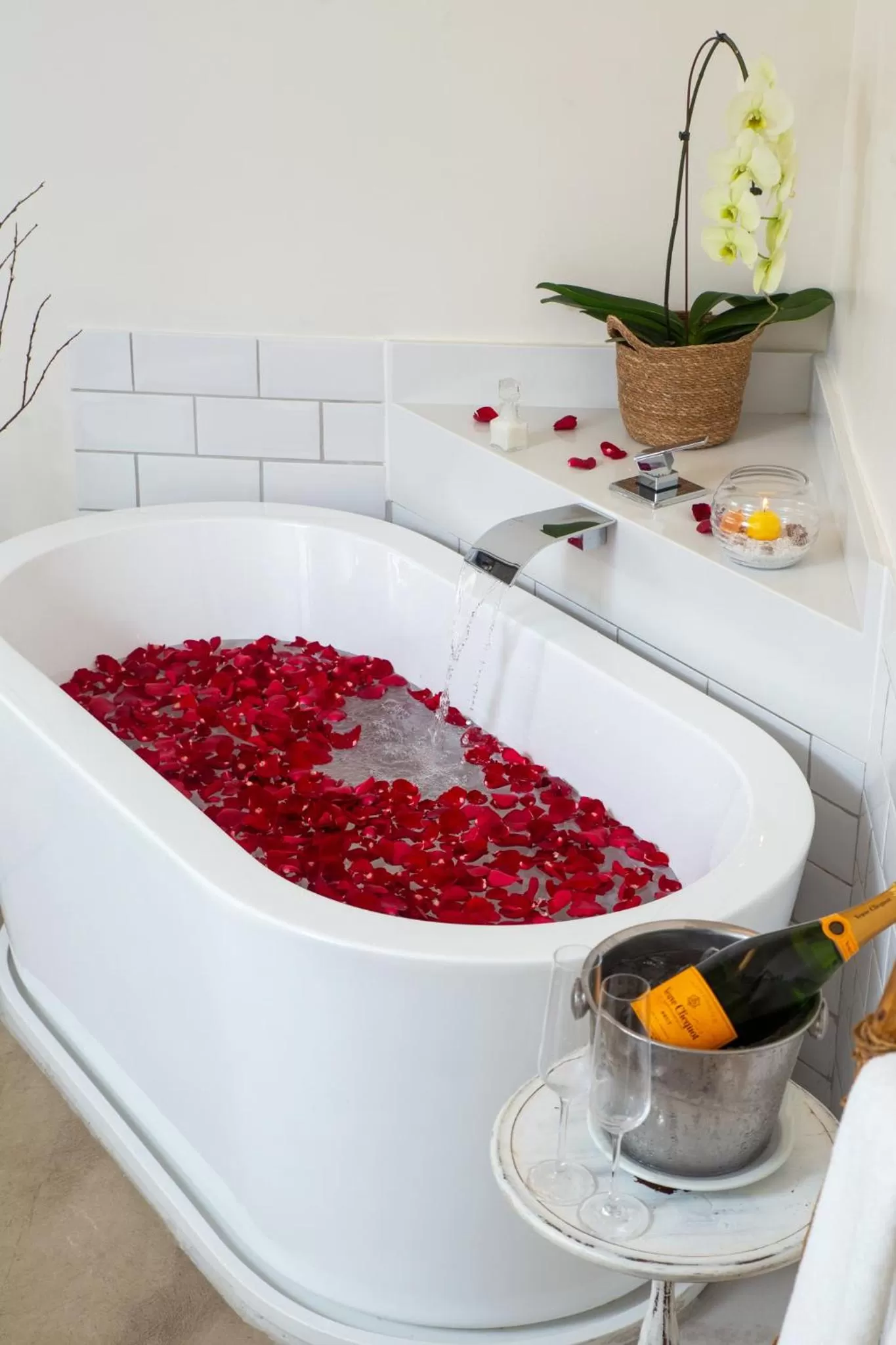 Bath in Abracadabra Boutique Hotel