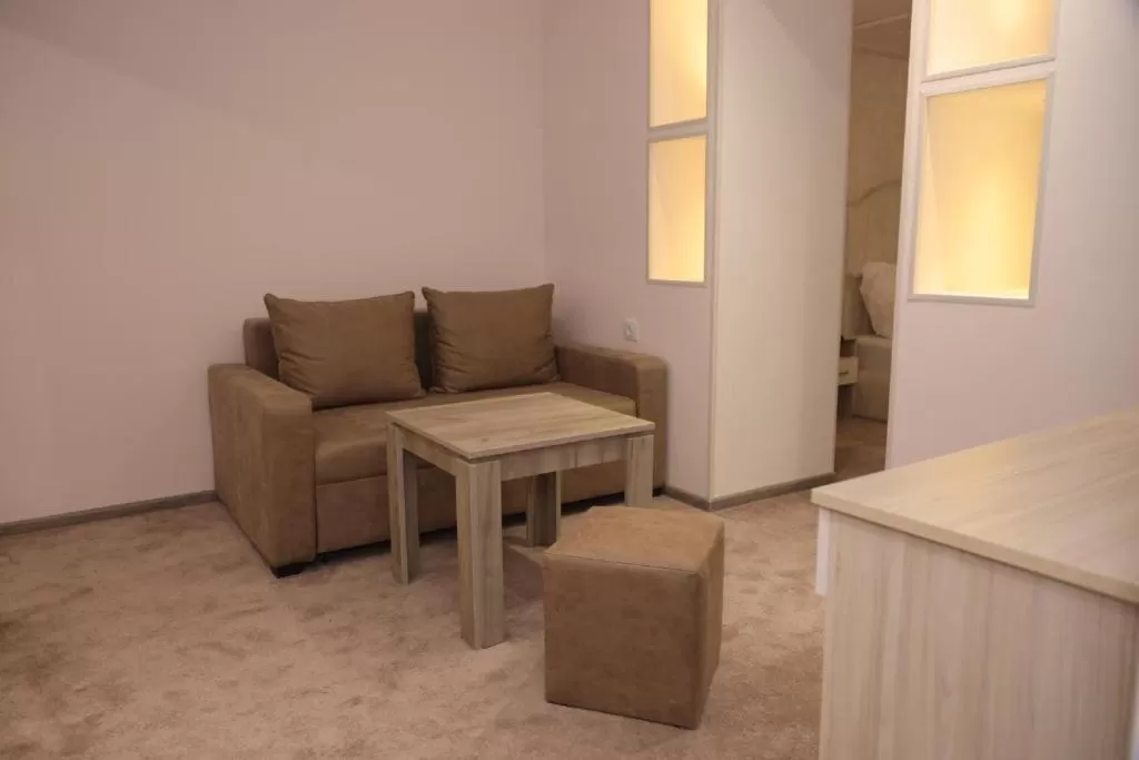 Seating Area in DeLin Hotel And Tours