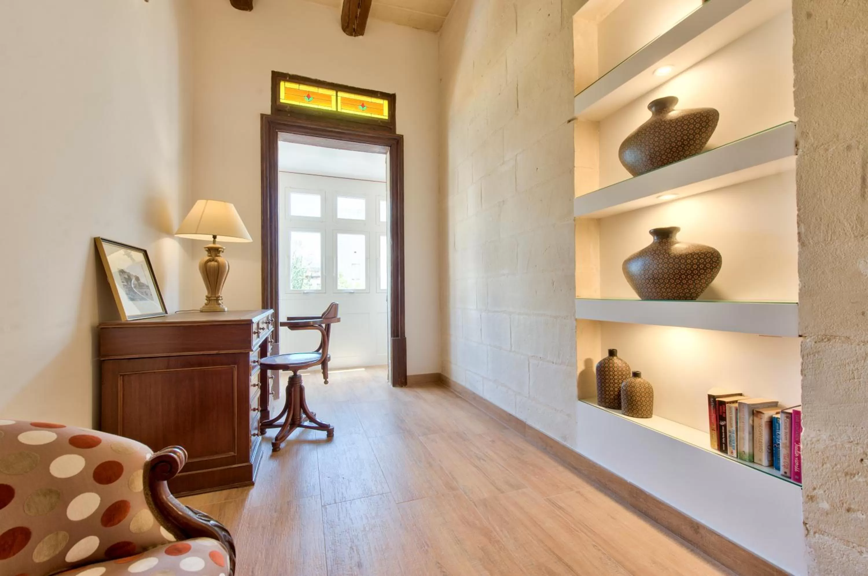 Library in Palazzo Violetta