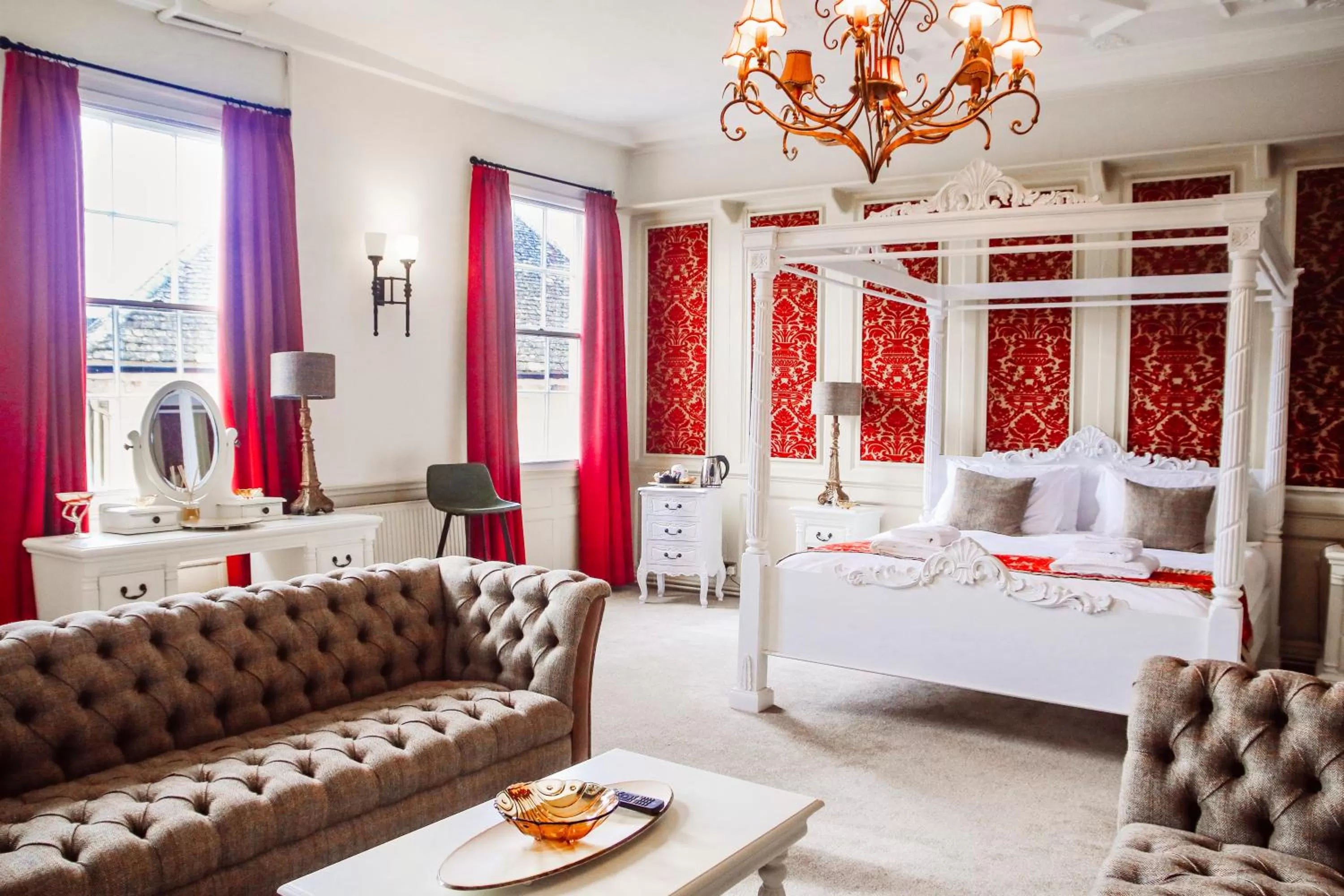 Bed in The Old Crown Coaching Inn