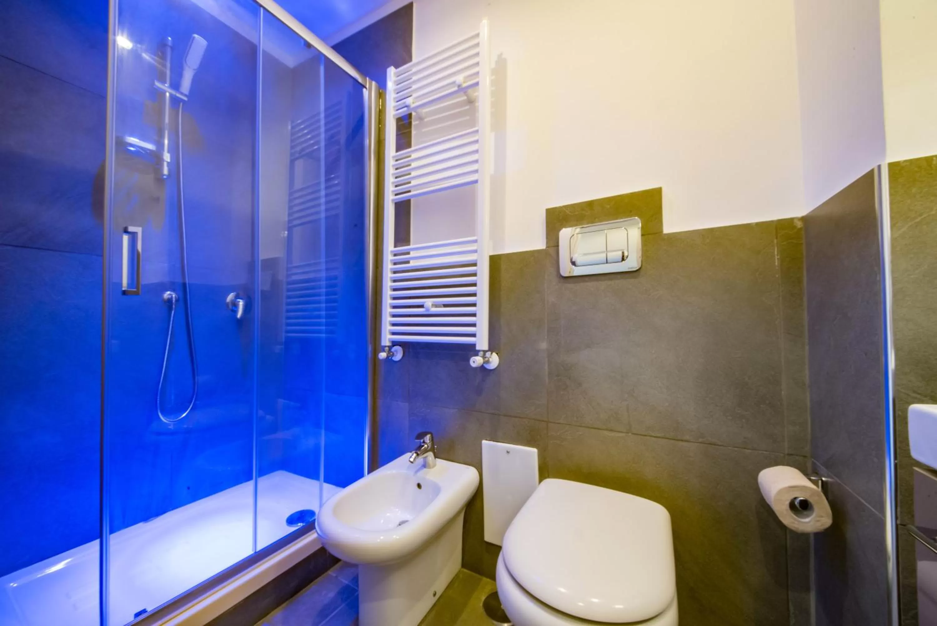 Shower in Hotel Assisivm Antica Dimora AD