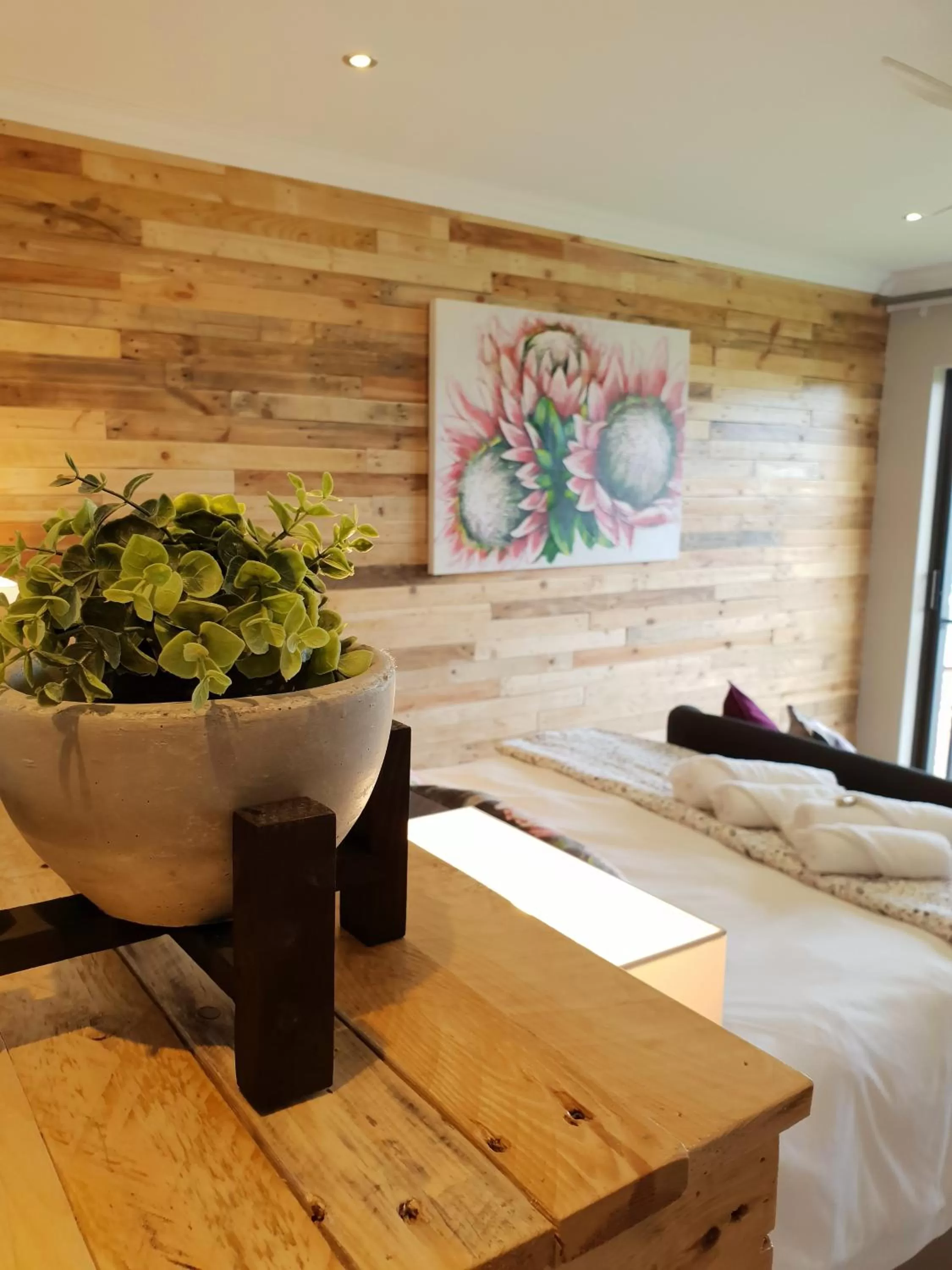 Decorative detail, Bed in Riverview Guesthouse East London