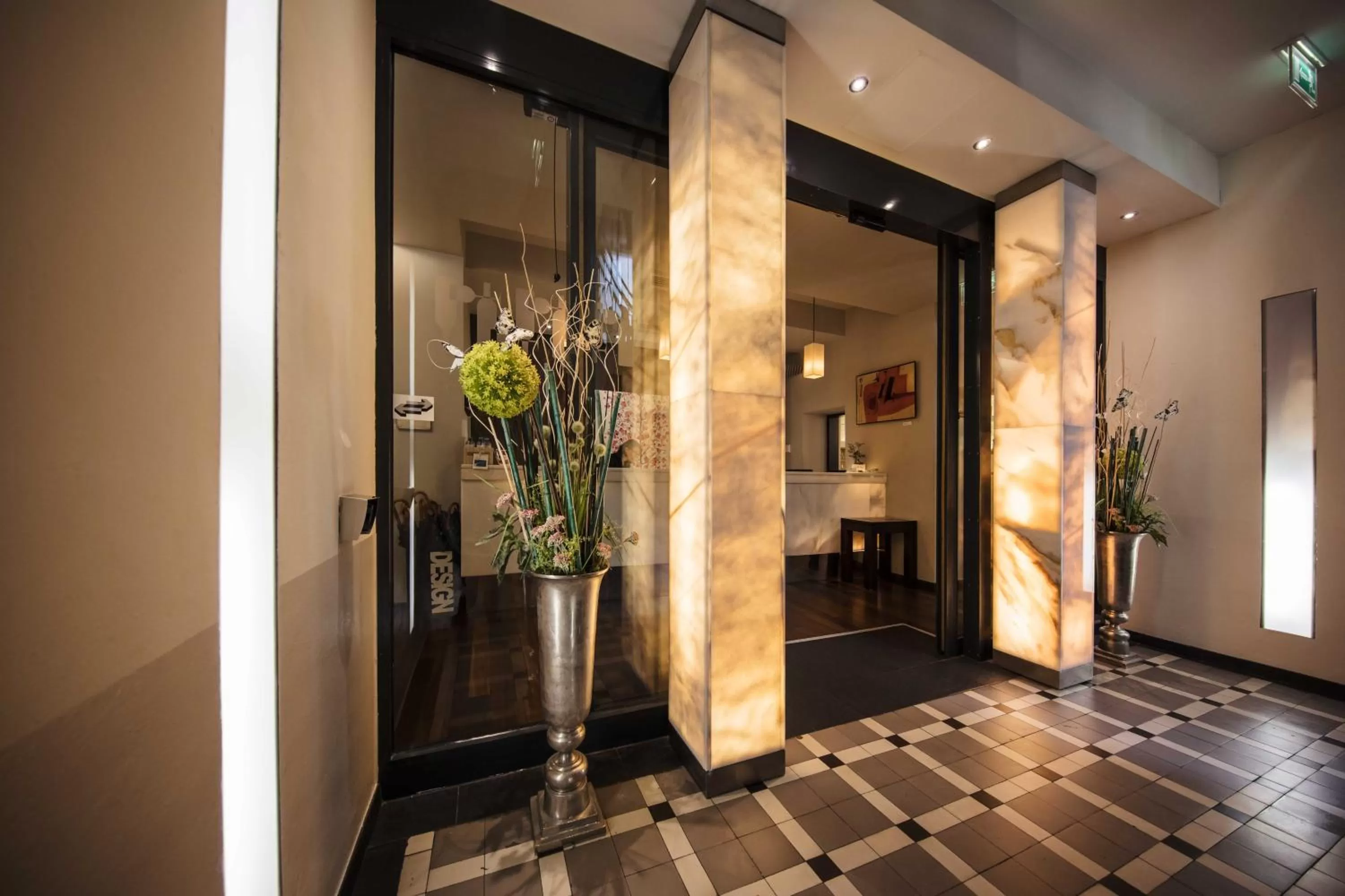 Lobby or reception in Hotel Rathaus - Wein & Design